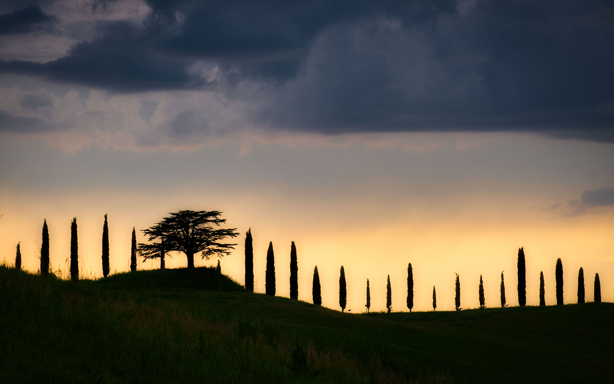 Tramonto nella campagna di Siena