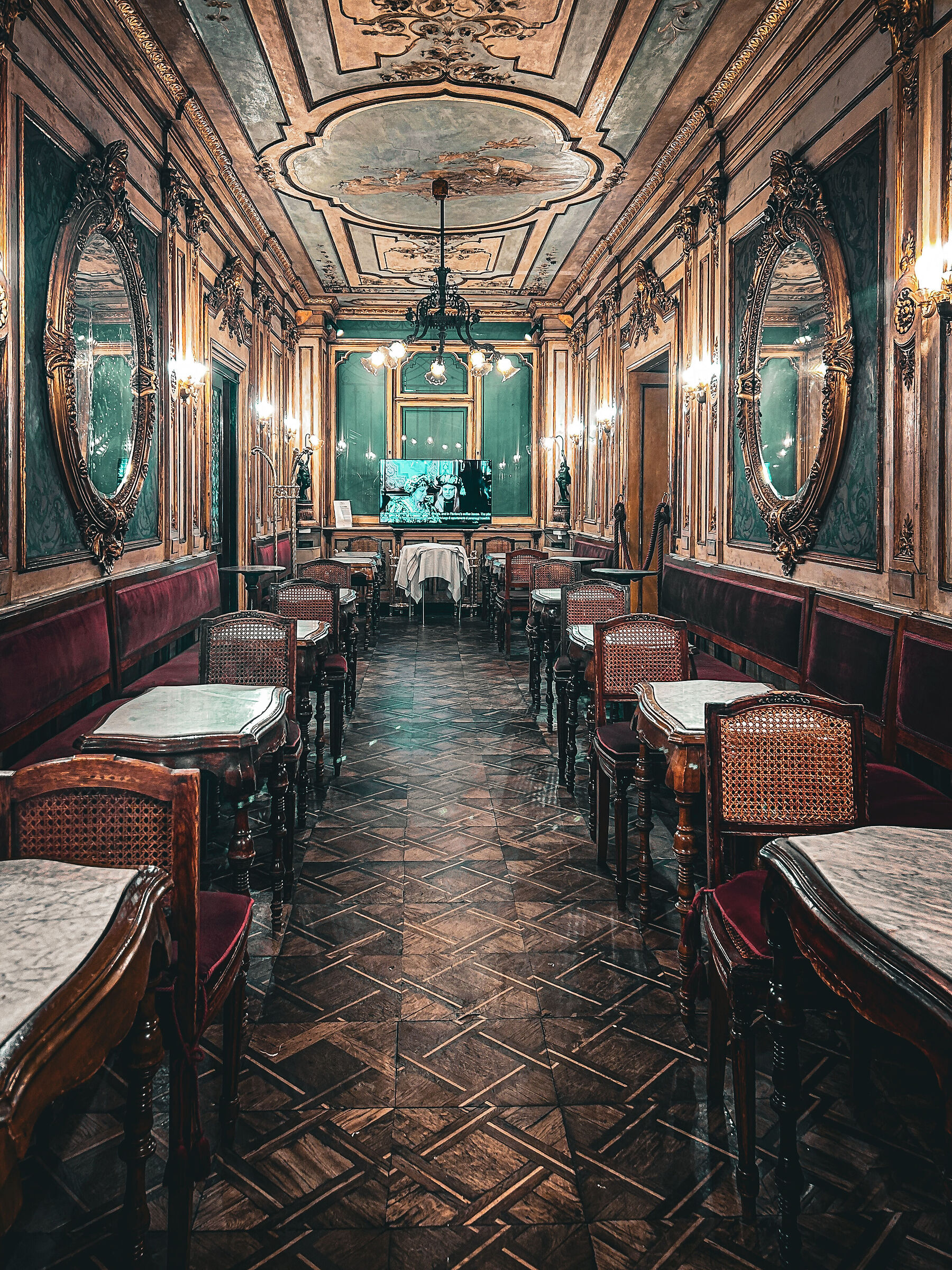 Venice old bar