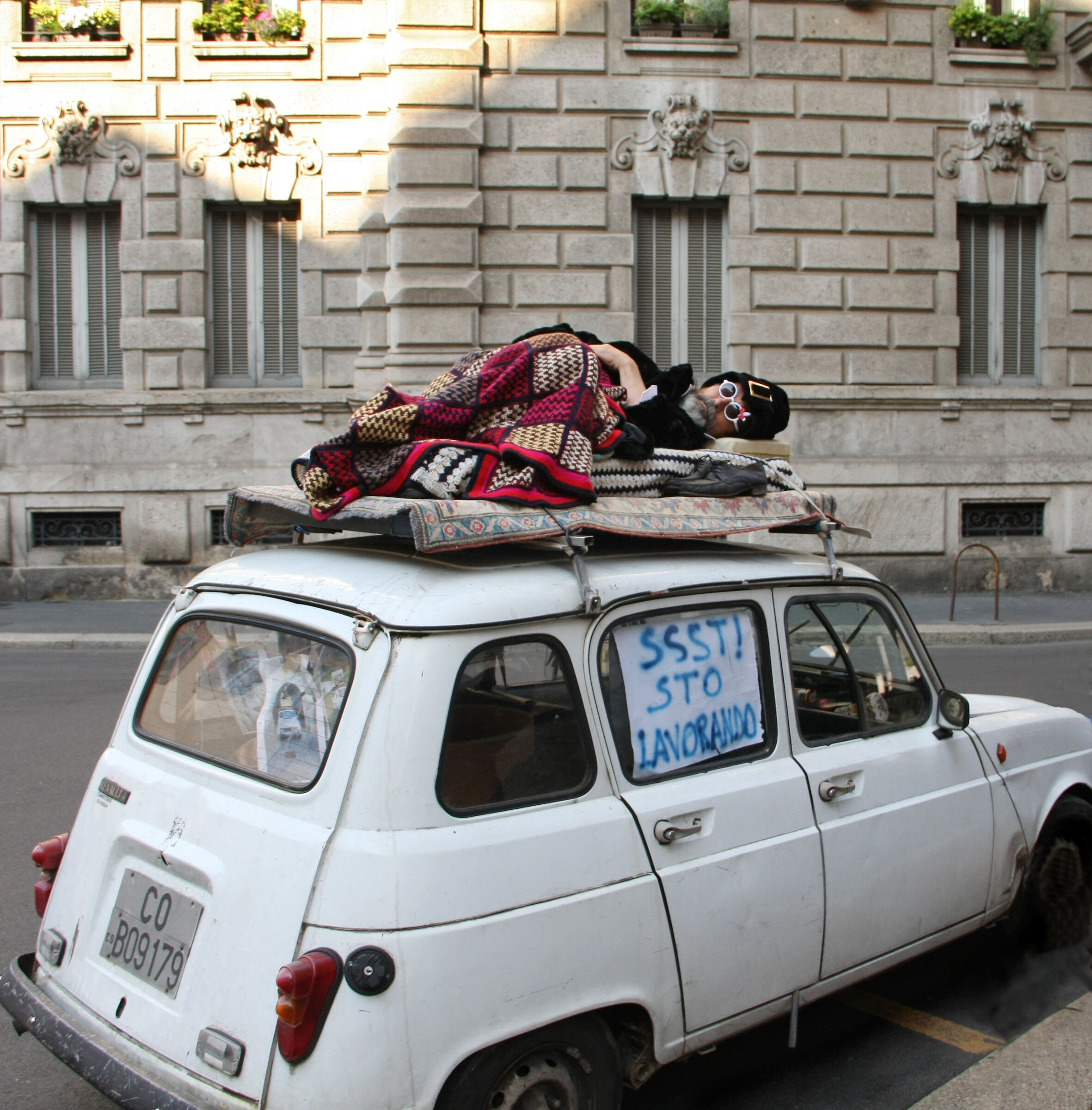 sto.. lavorando ssst!