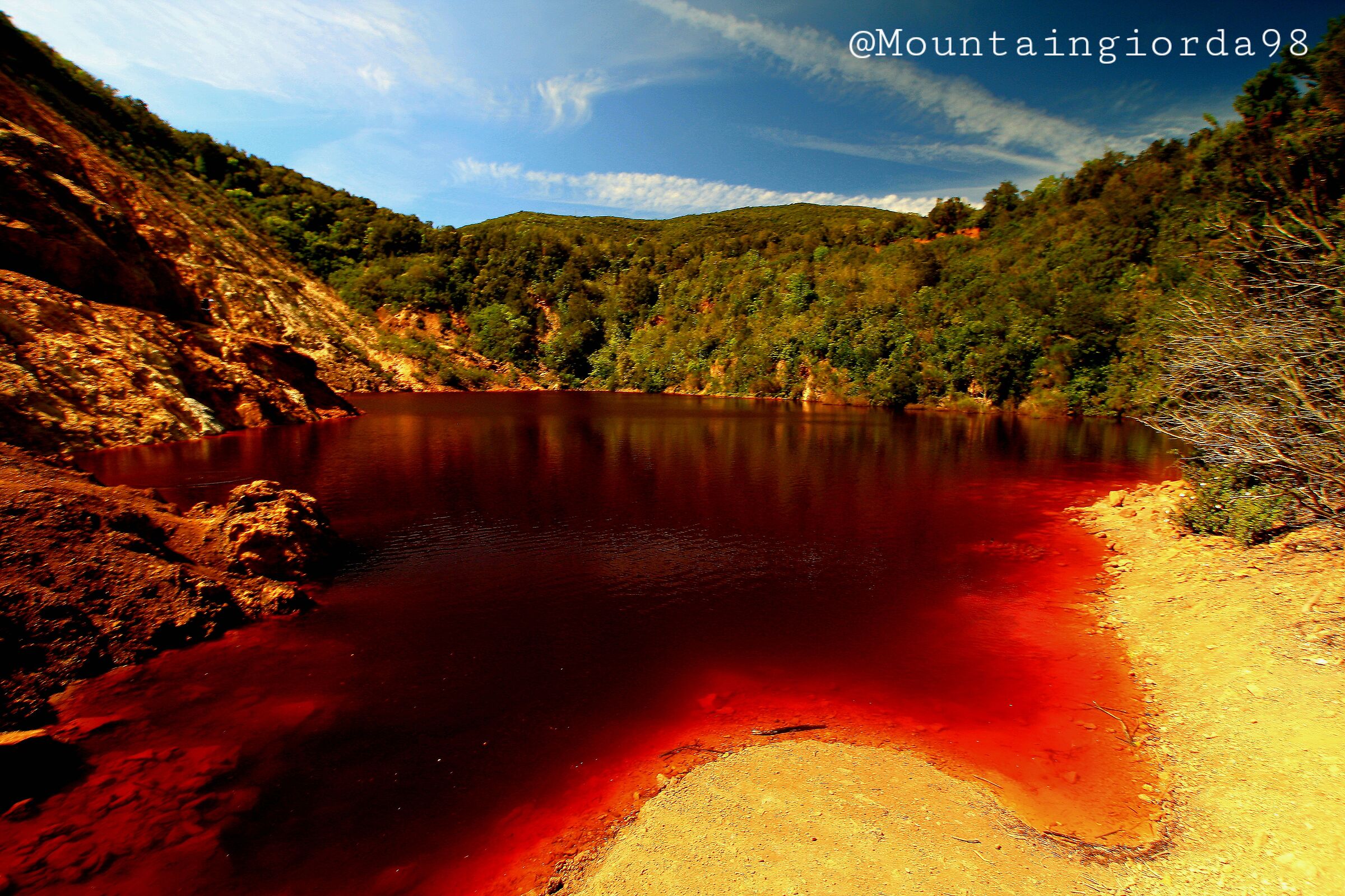 Red Pond of the Conche of Rio