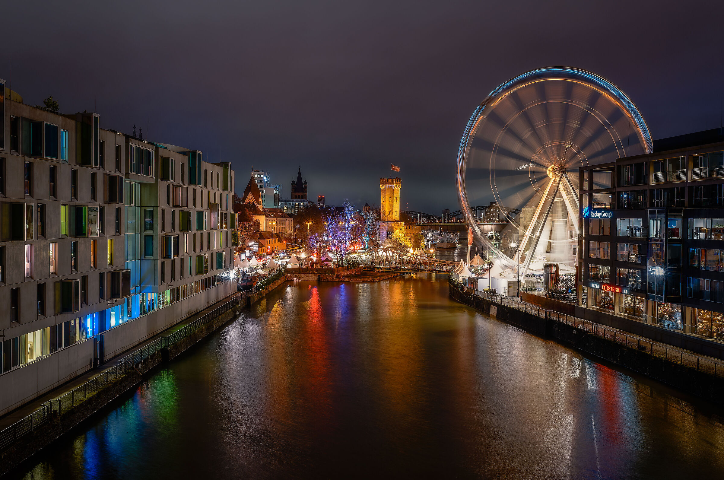 Drehbrucke Im Rheinauhafen