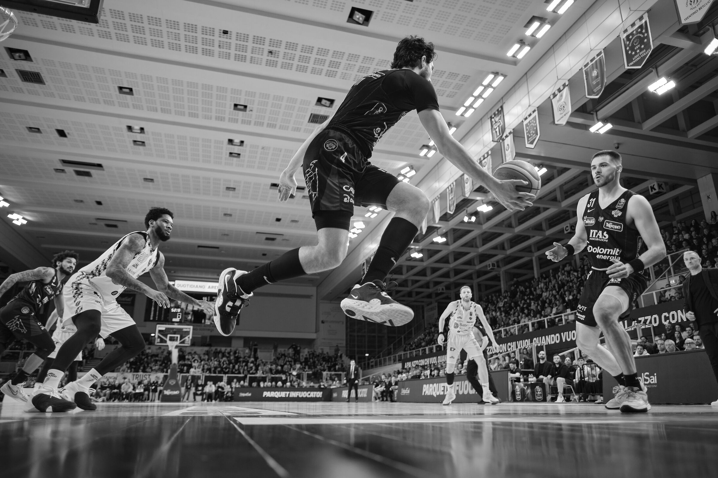 Galleggiando sul fondo