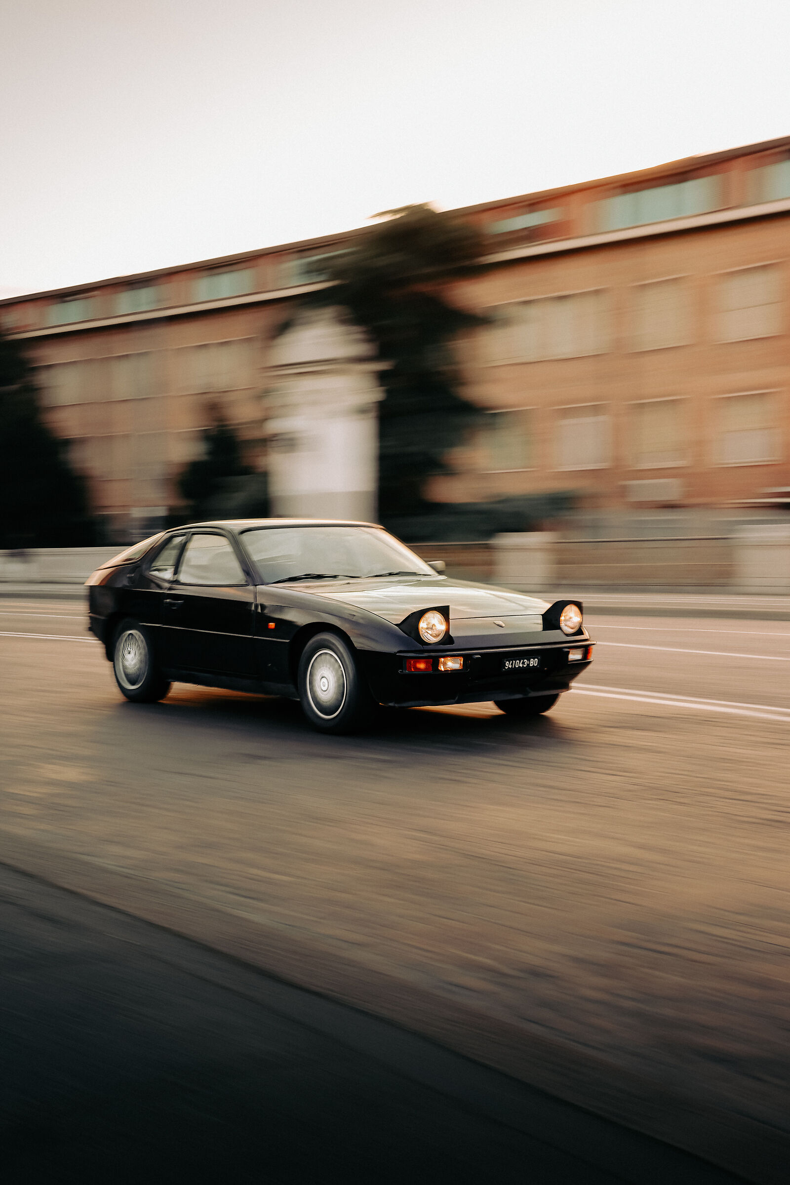 Porsche 924 panning