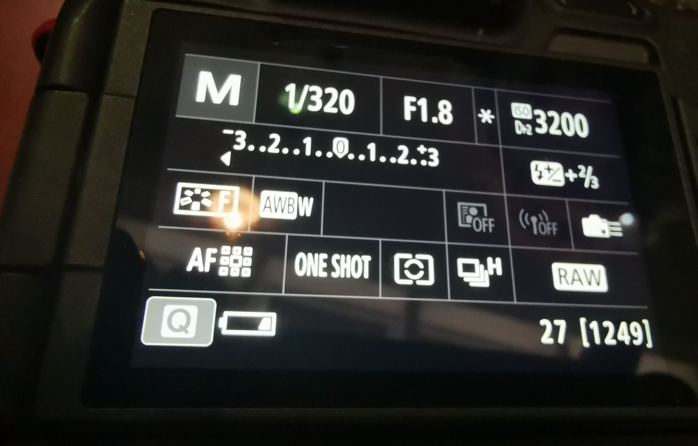 Canon r locked