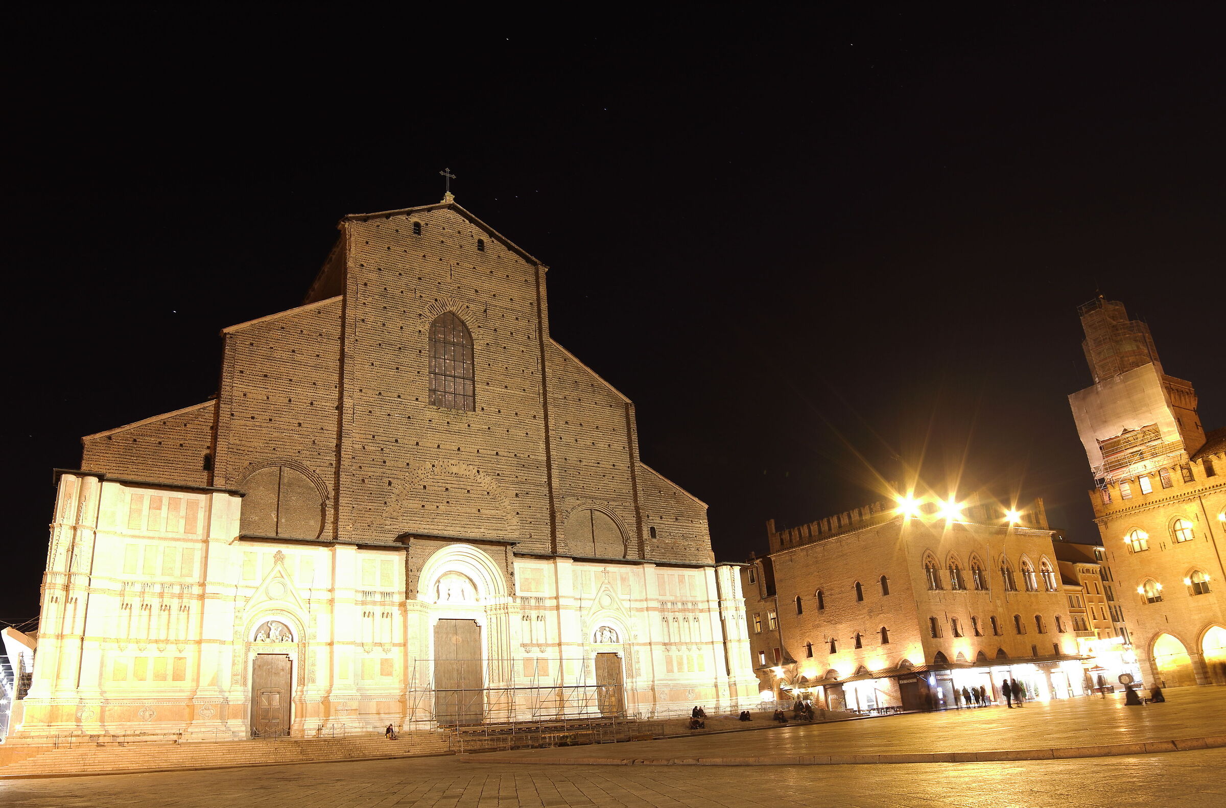 Piazza Maggiore and Basilica of San Petronio