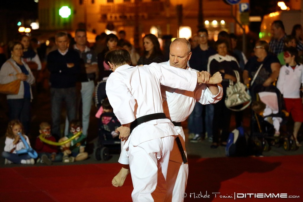 karate in the square
