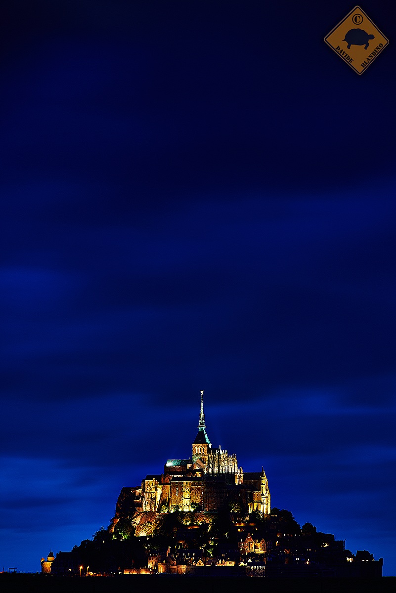 23:00. Blue Hour at Le Mont Saint Michel