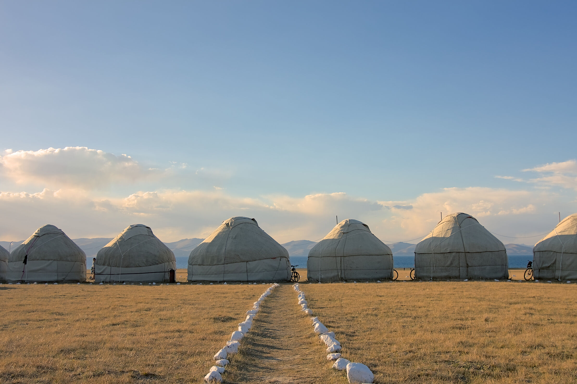 Le Yurte di Son-Kul al Cader del Sole