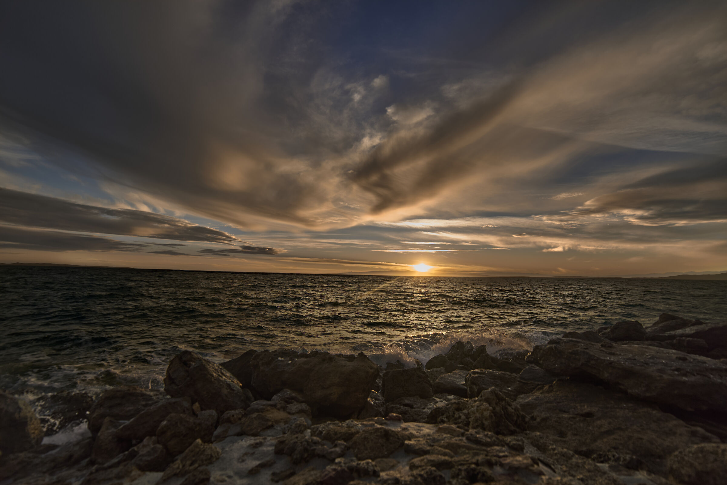 sunset in Le Castella