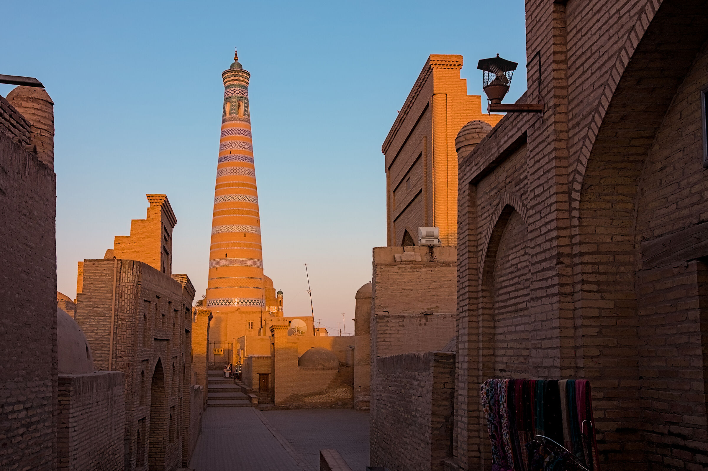 Tramonto sul Minareto islam khodja