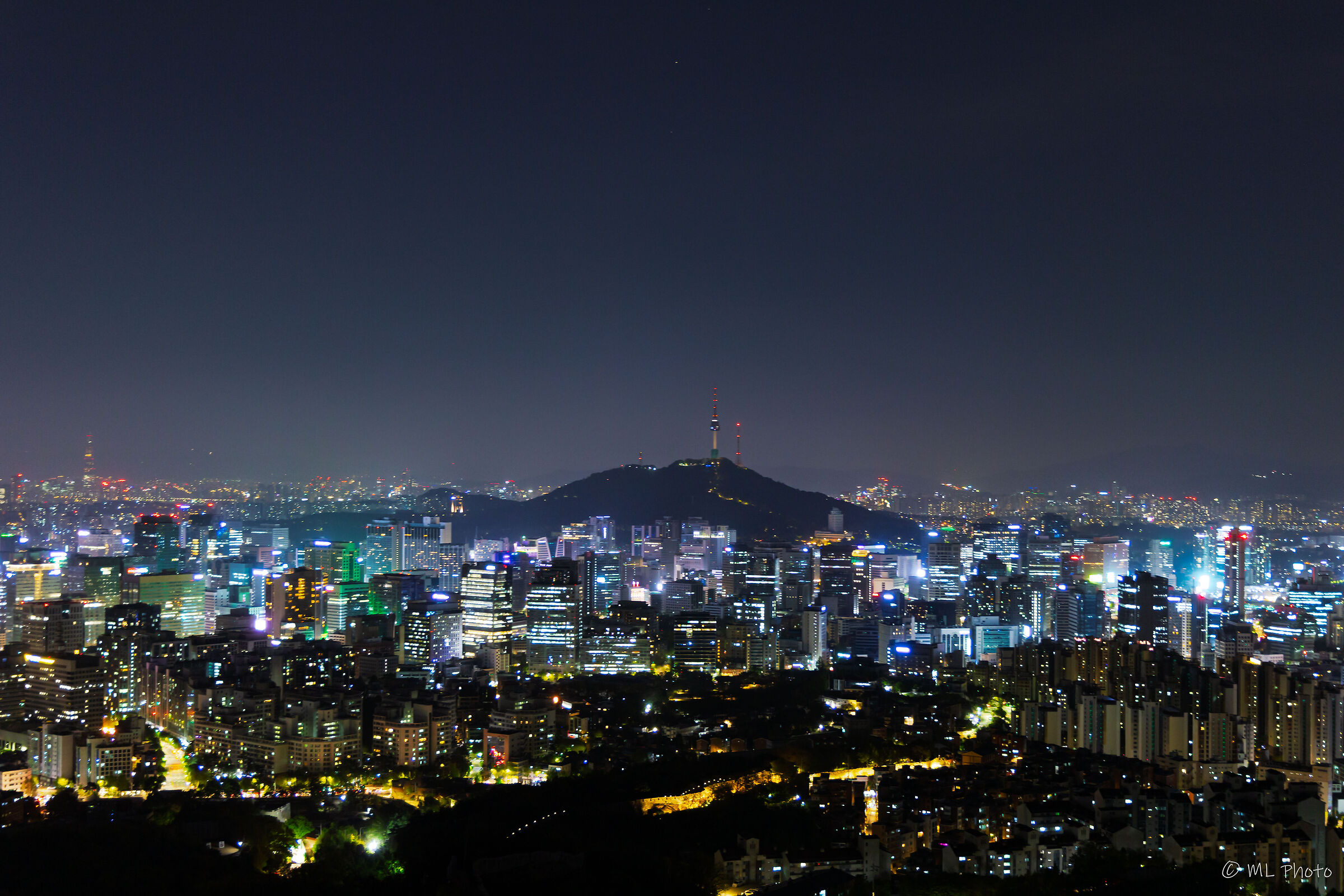 Seoul by night