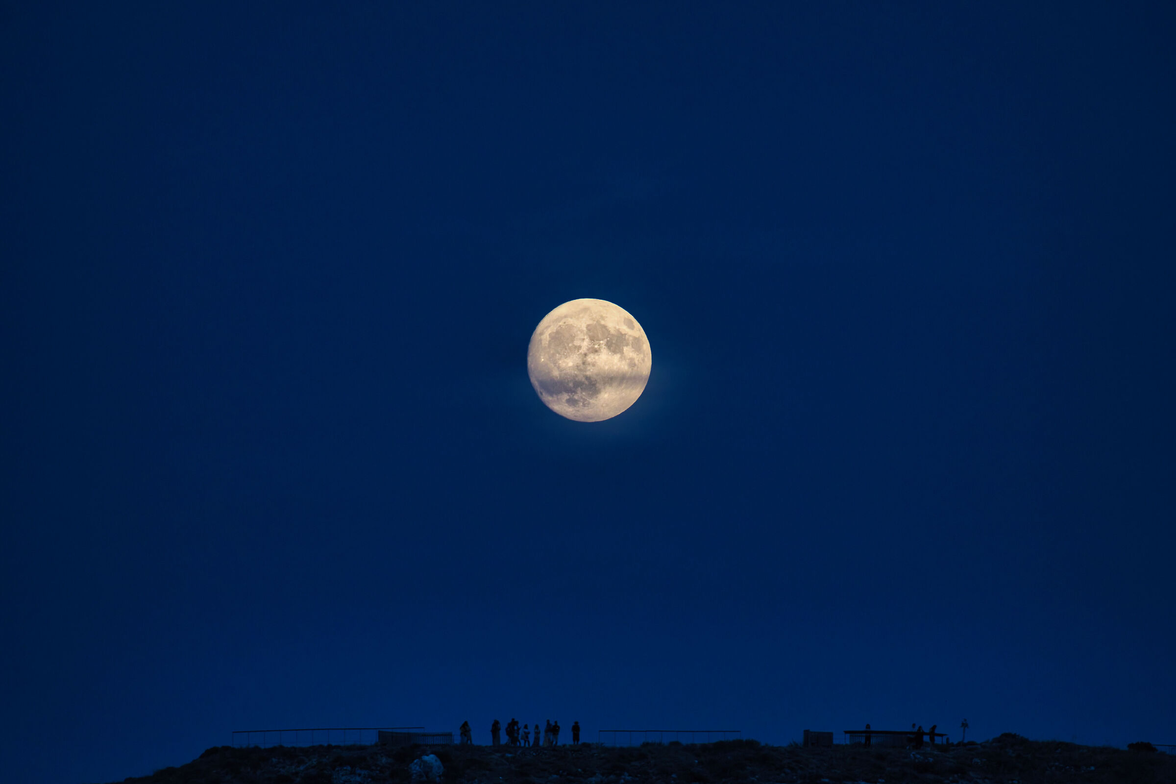 Superluna d'agosto a Matera, senza sole
