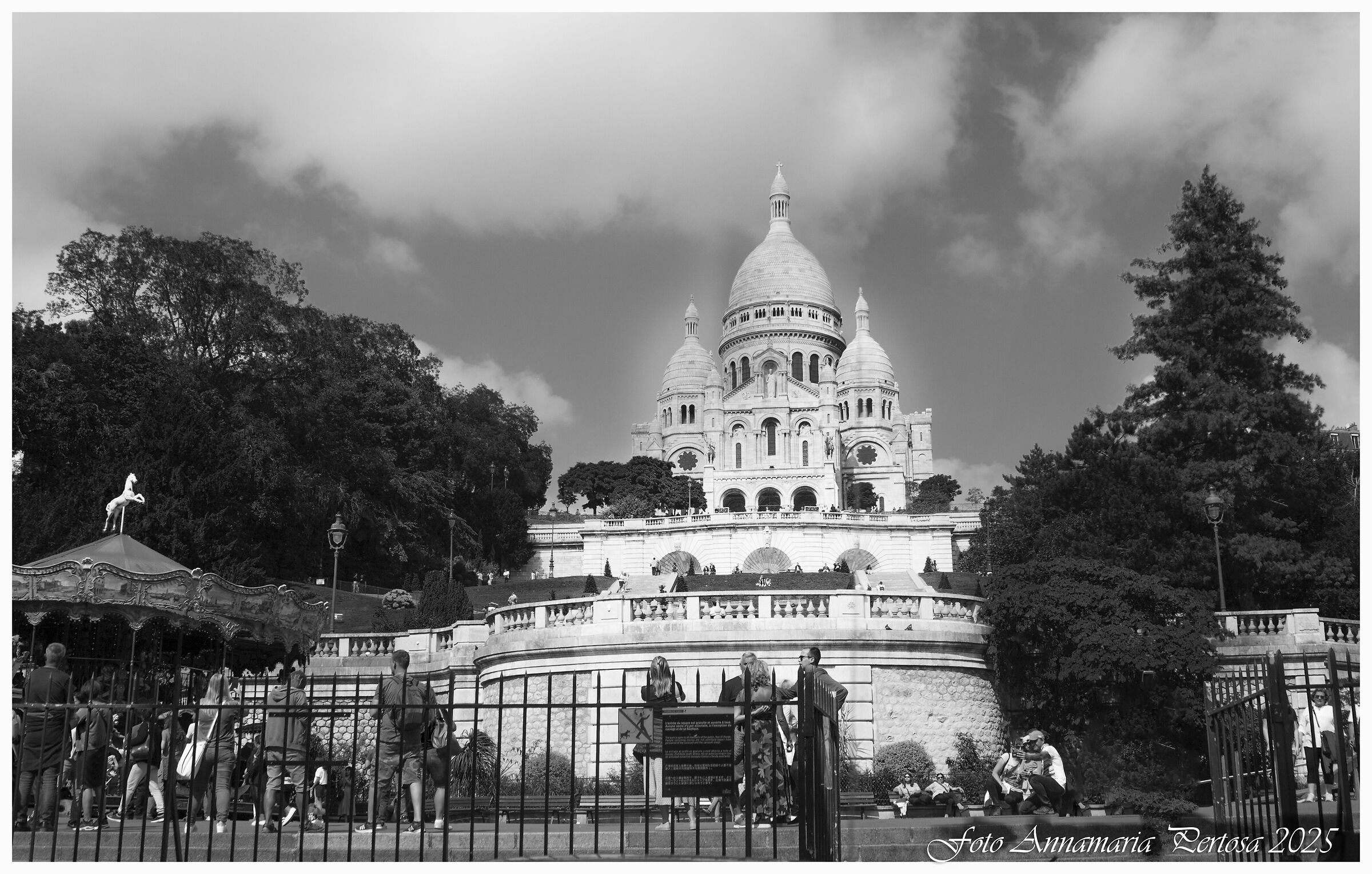 La basilica del Sacro Cuore di Parigi