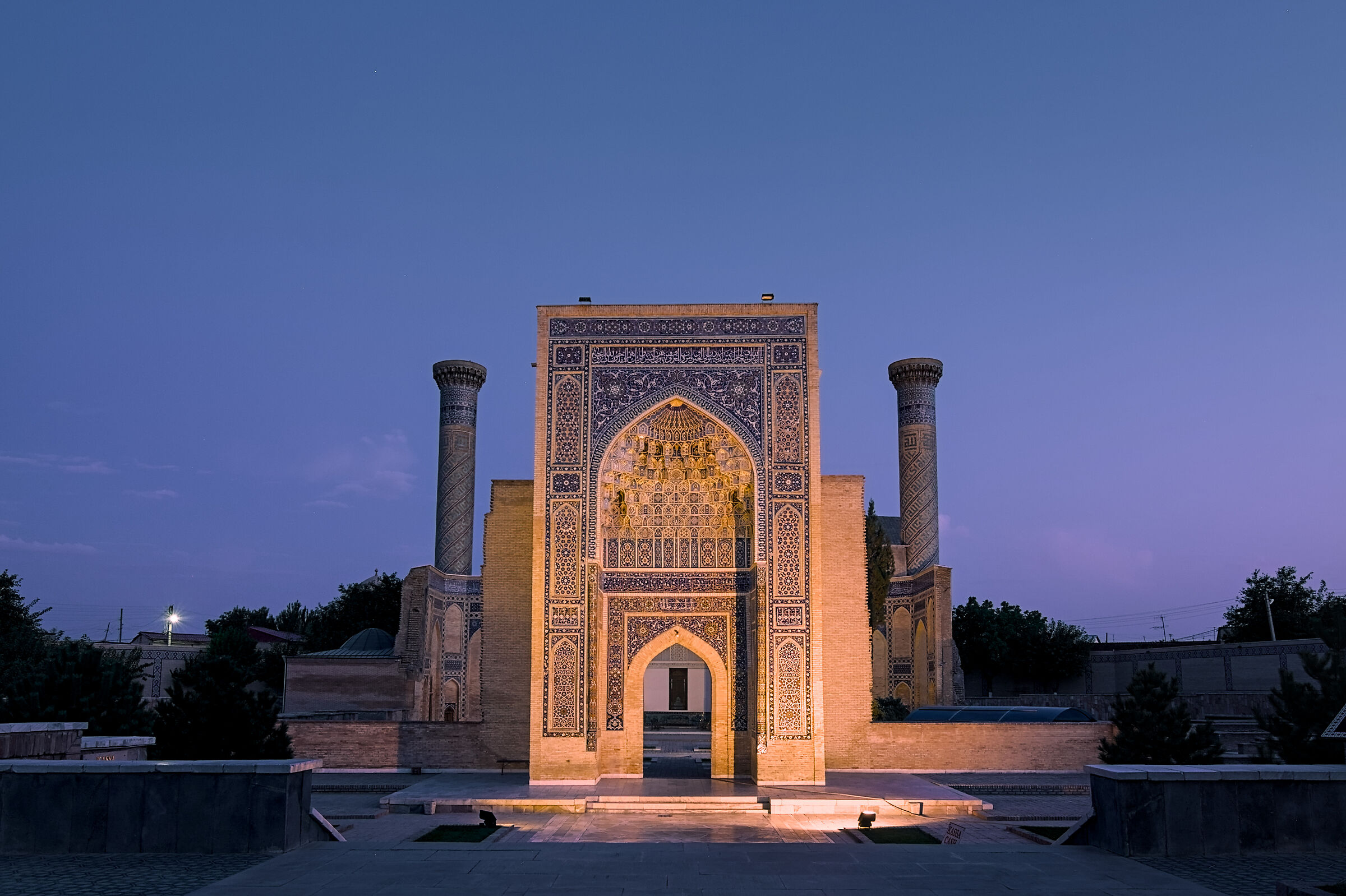 Il Silenzio di Tamerlano, Mausoleo di Gur-e Amir
