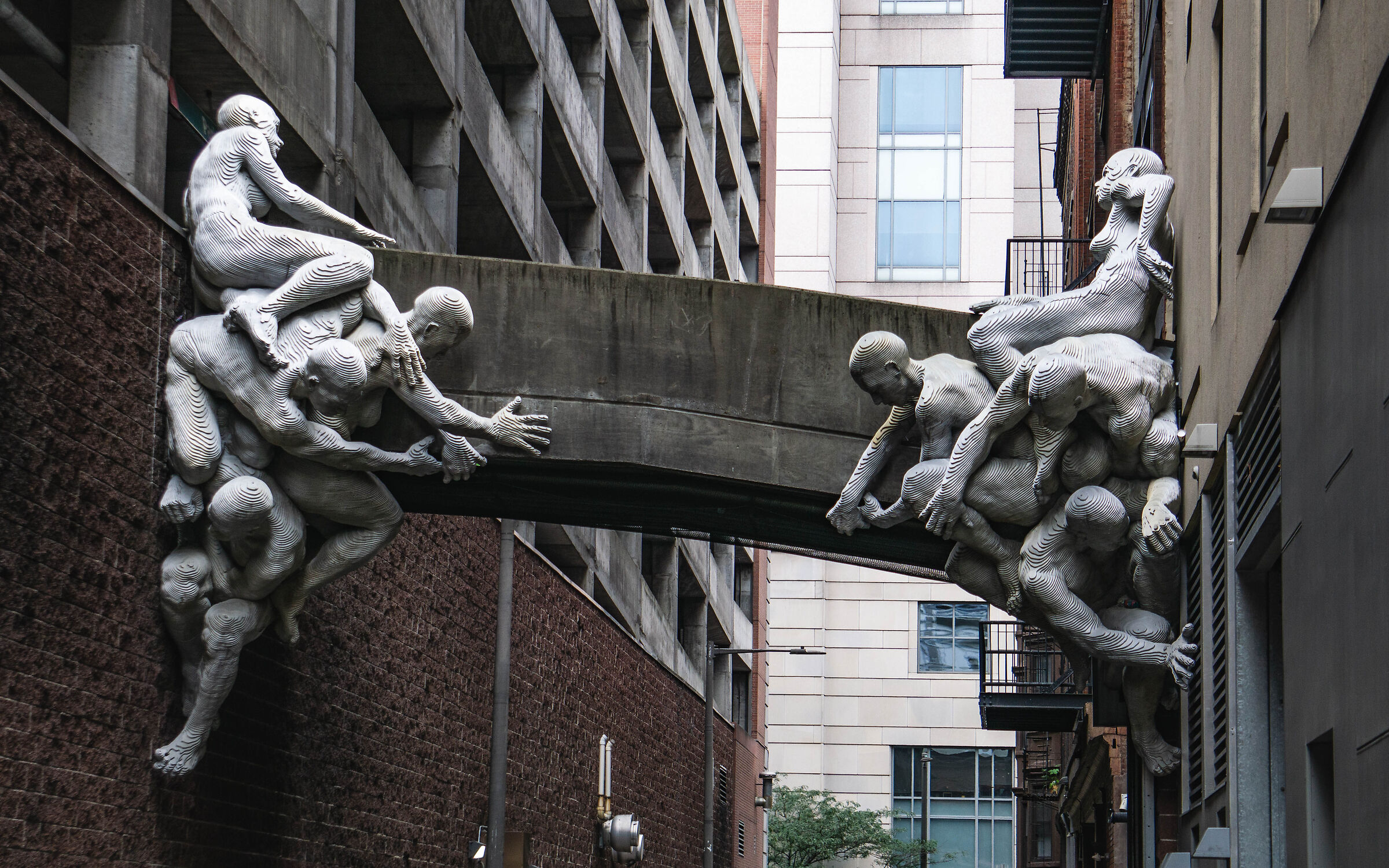 Acrobatic construction...