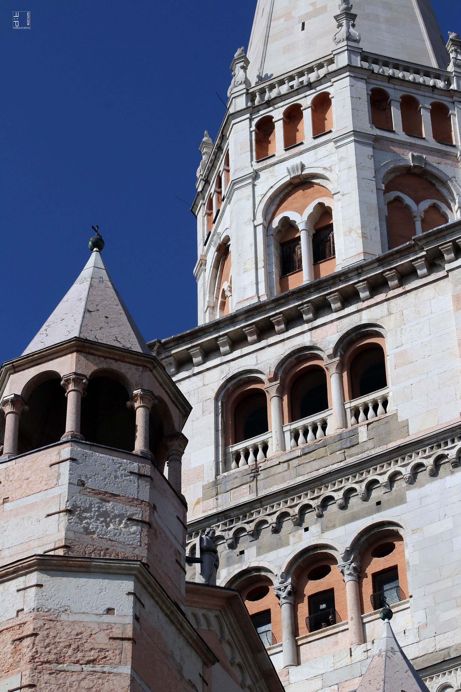 Torre Ghirlandina, Modena