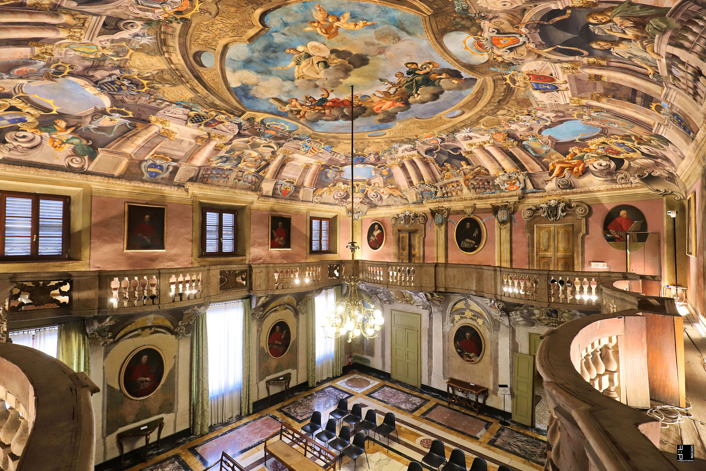 Sala Cardinali, collegio San Carlo, Modena