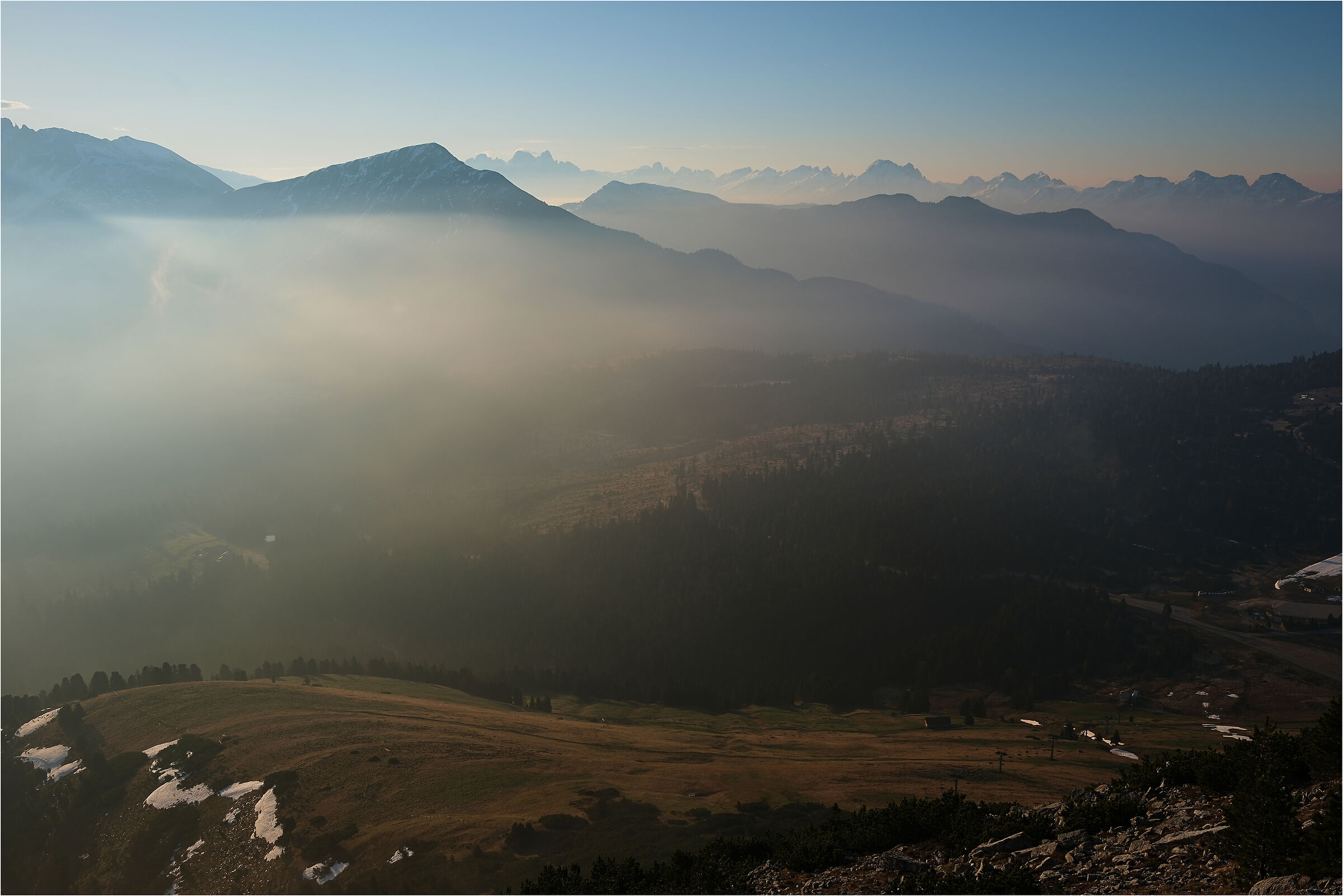 -haze in the mountains-