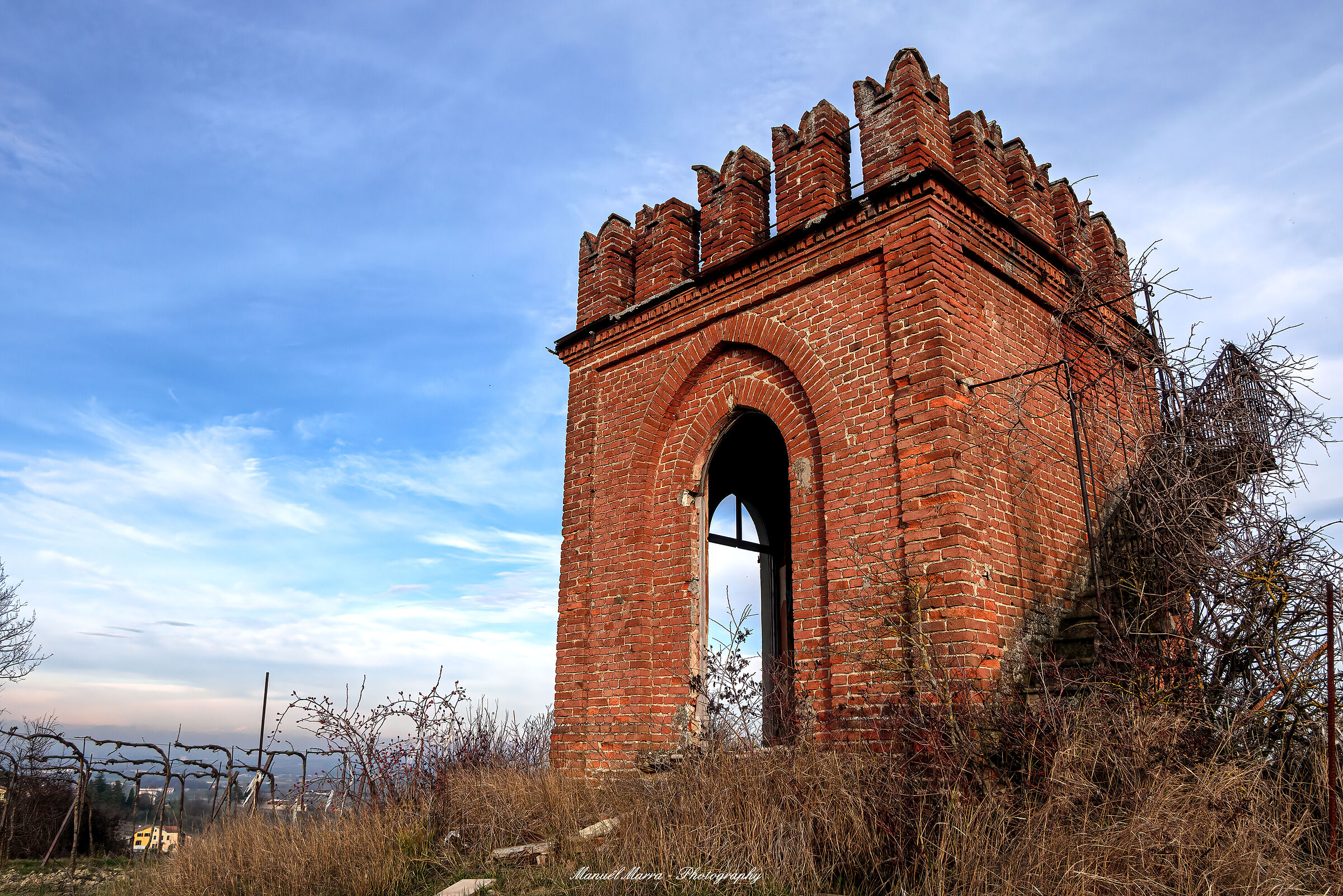 La piccola torre di Zenevredo (pv)