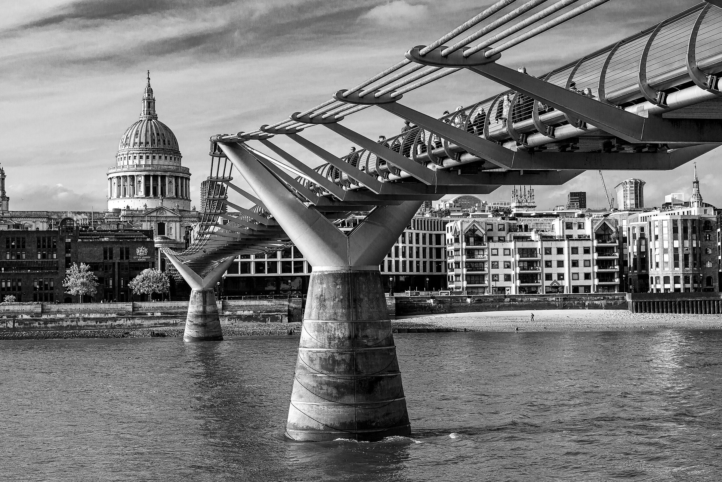 Londra