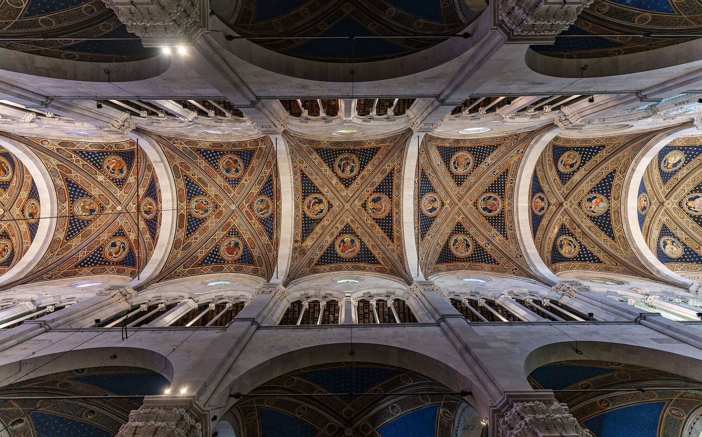 Cathedral of Lucca - Central nave ceiling