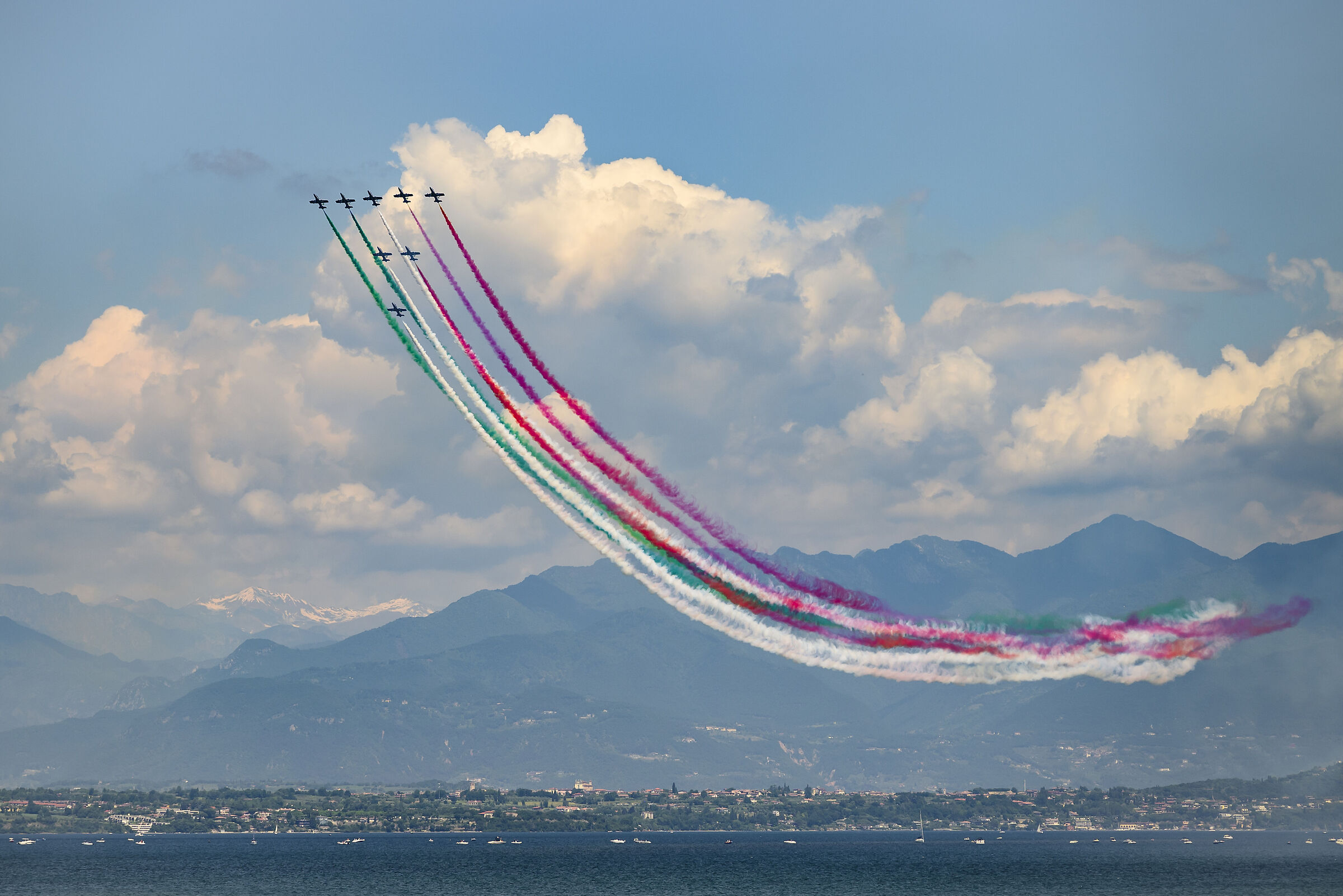 Frecce Tricolori on Lake Garda