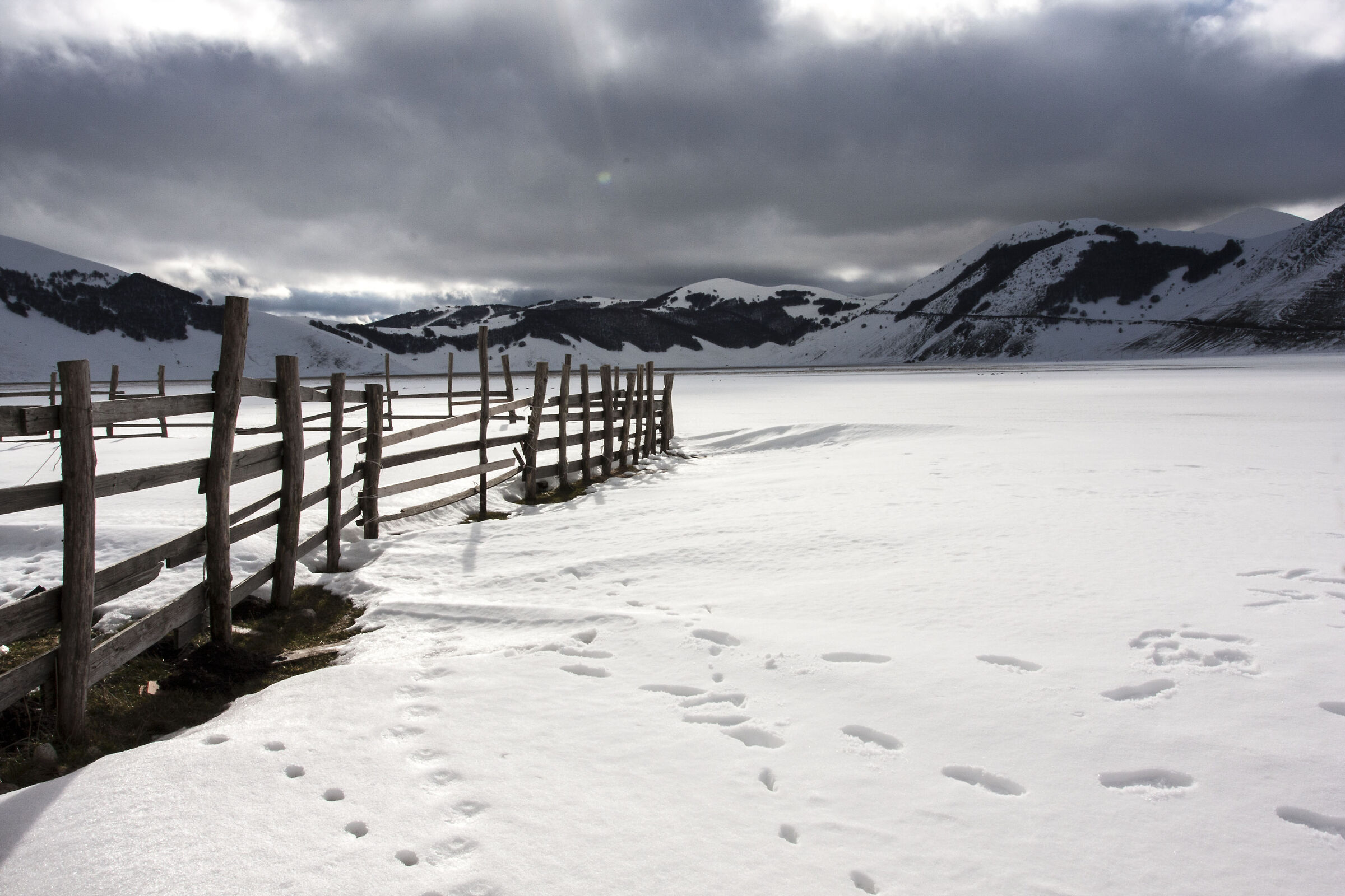 Castelluccio winter plain