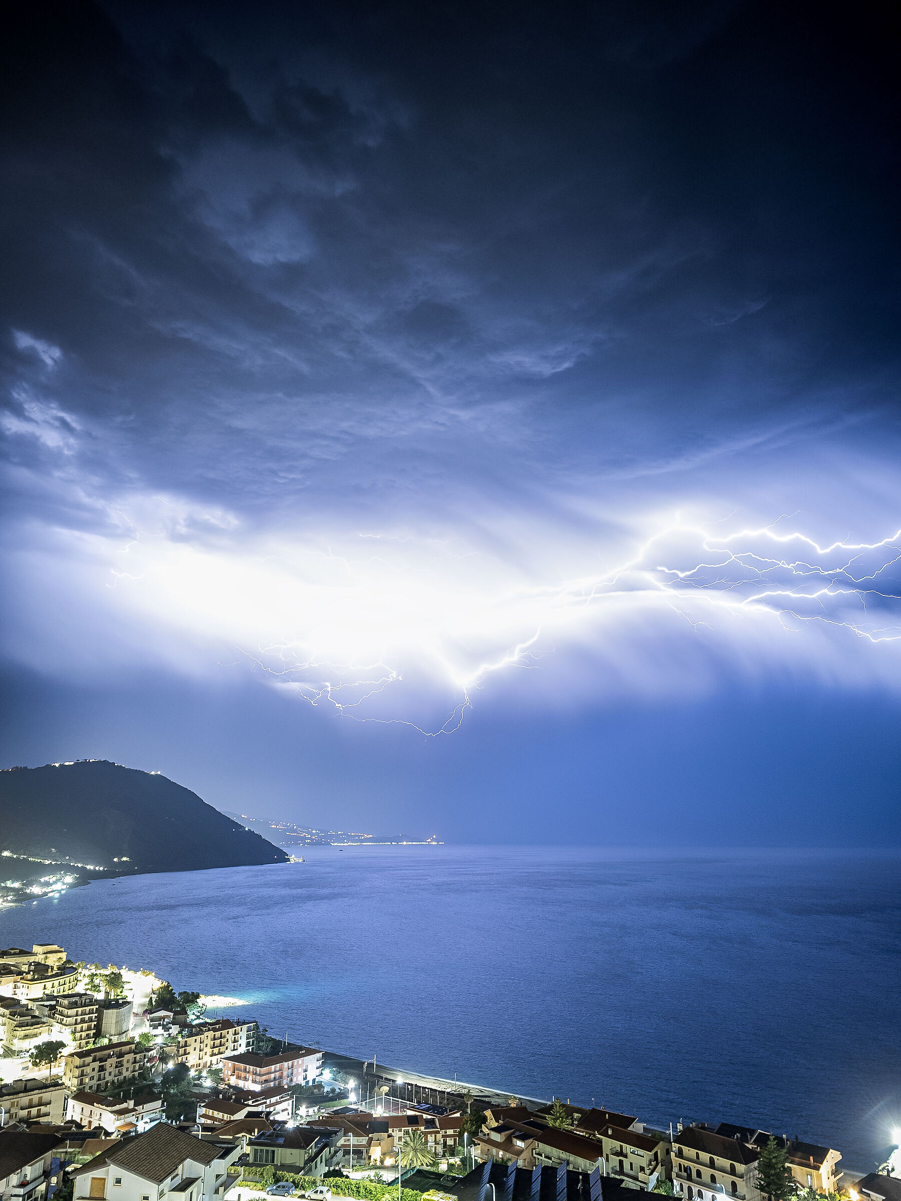 La tempesta continua