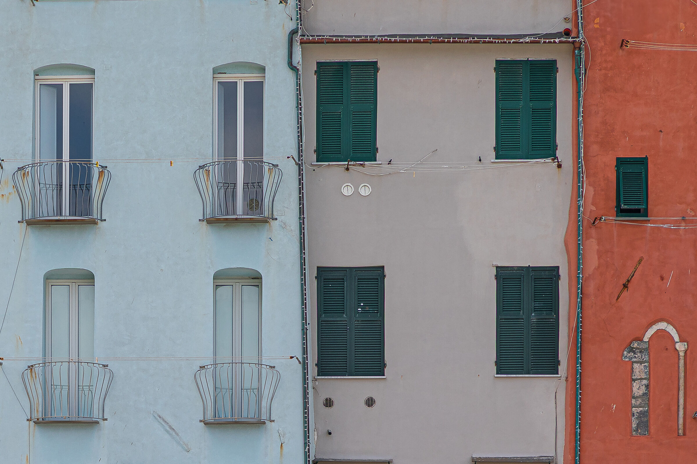 The window on the courtyard