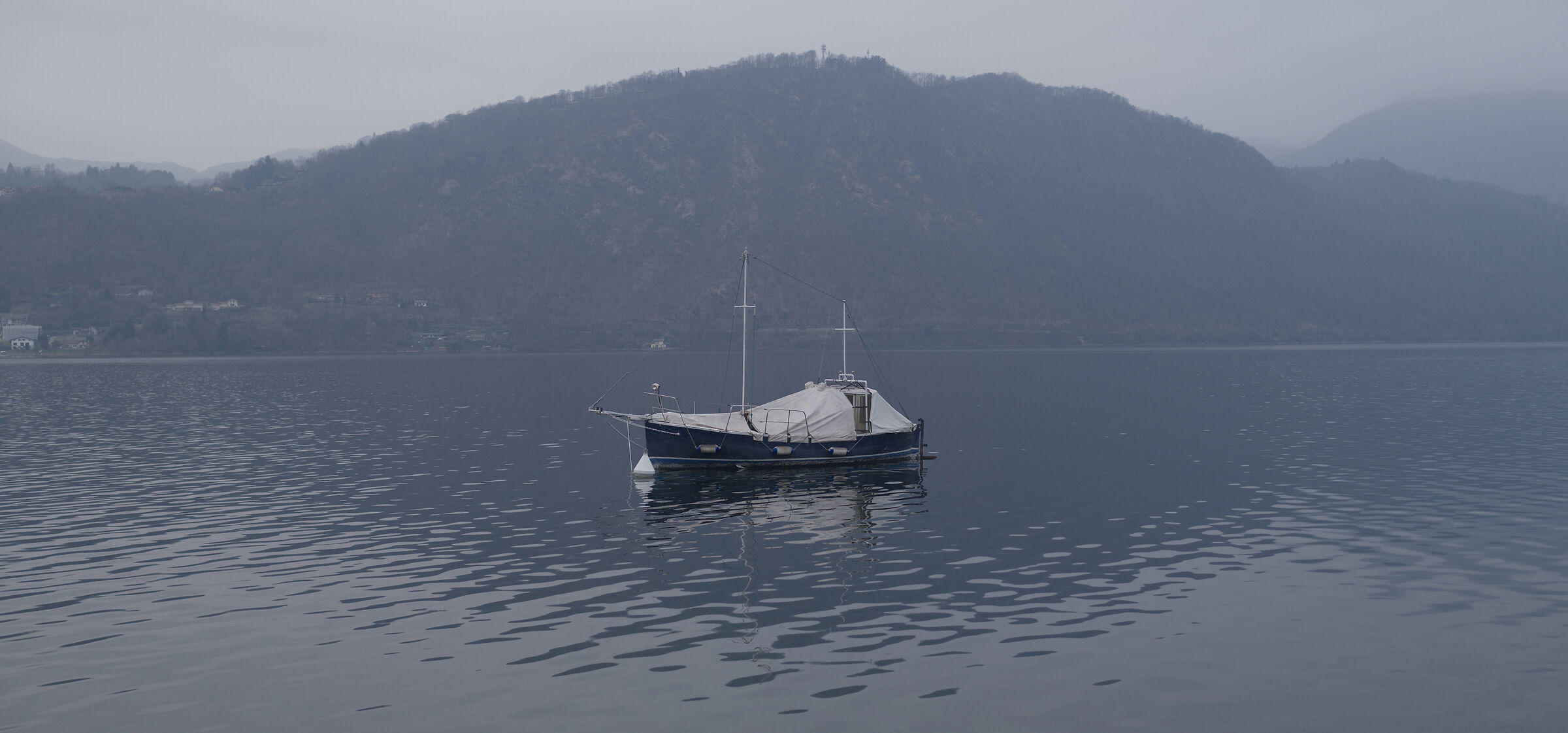 Orta S.Giulio tests nikkor z 35mm f1.4
