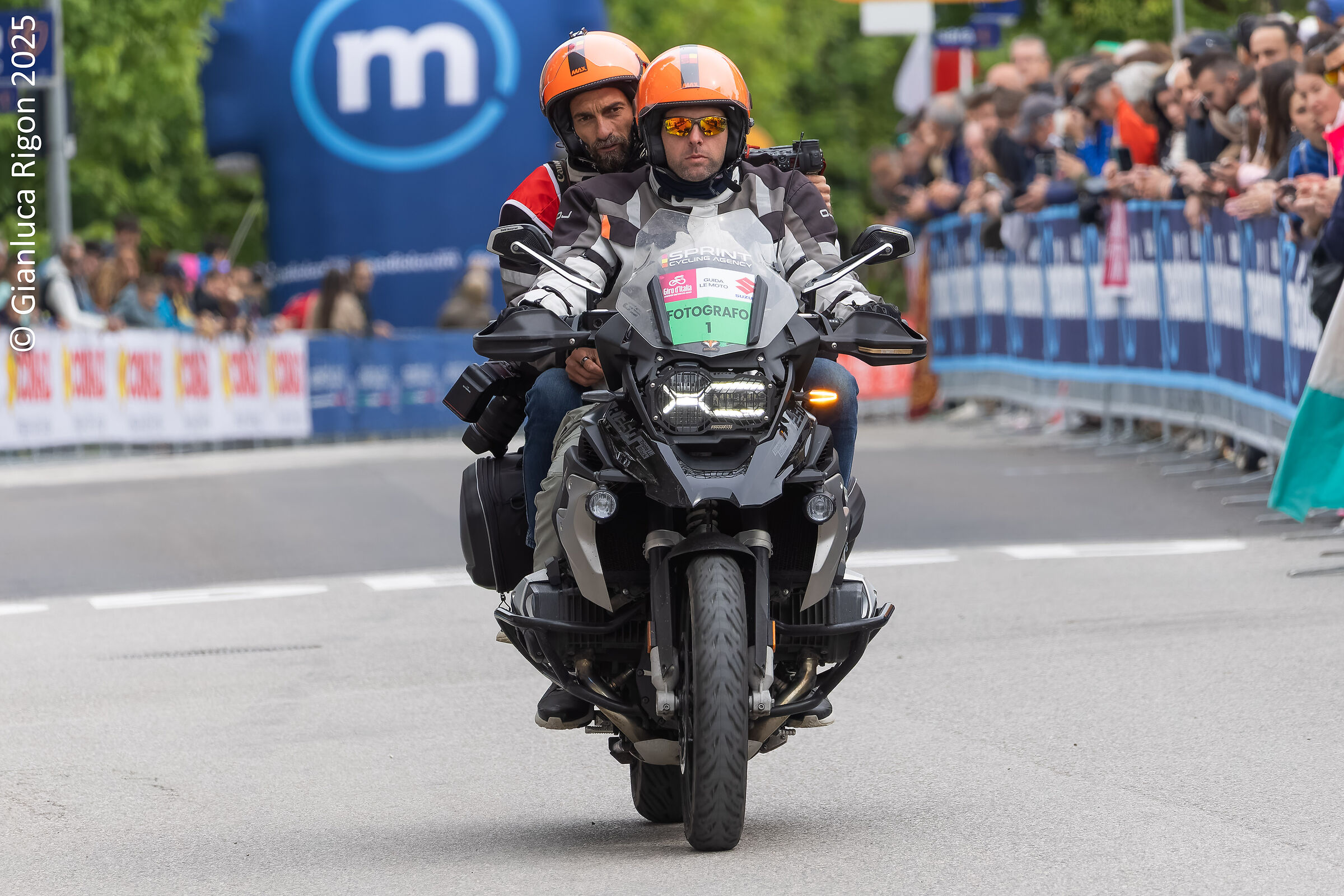 Fotografi al Giro. Che fotocamera ?