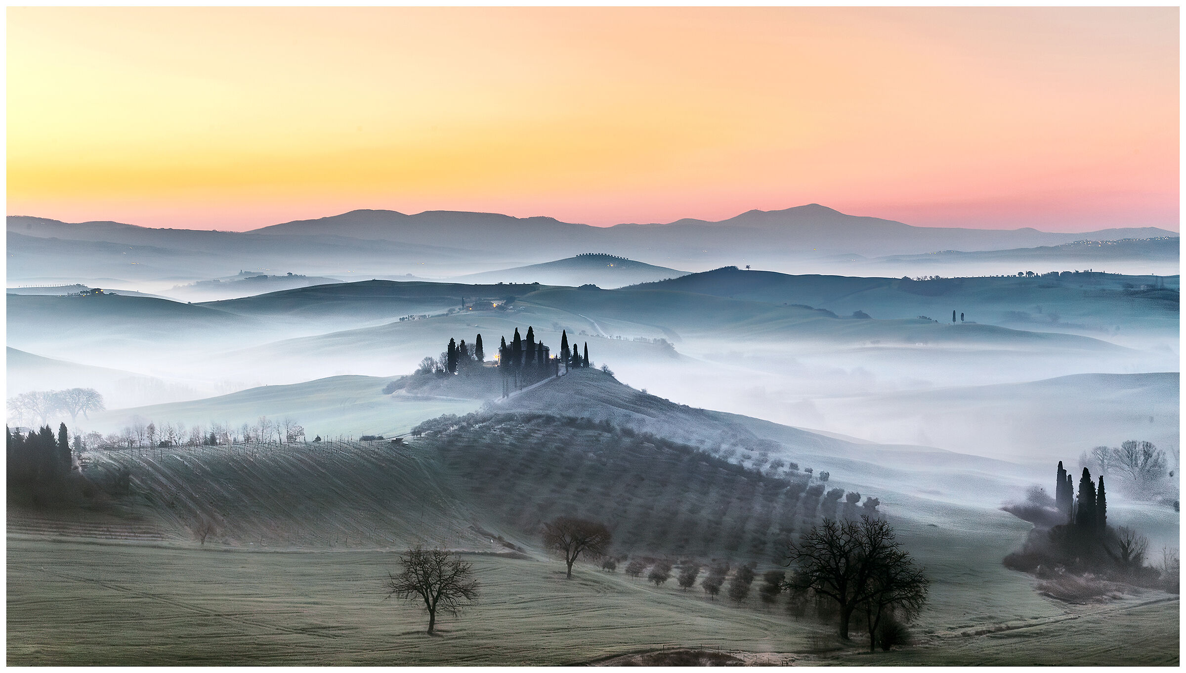 Alba a San Quirico D'Orcia