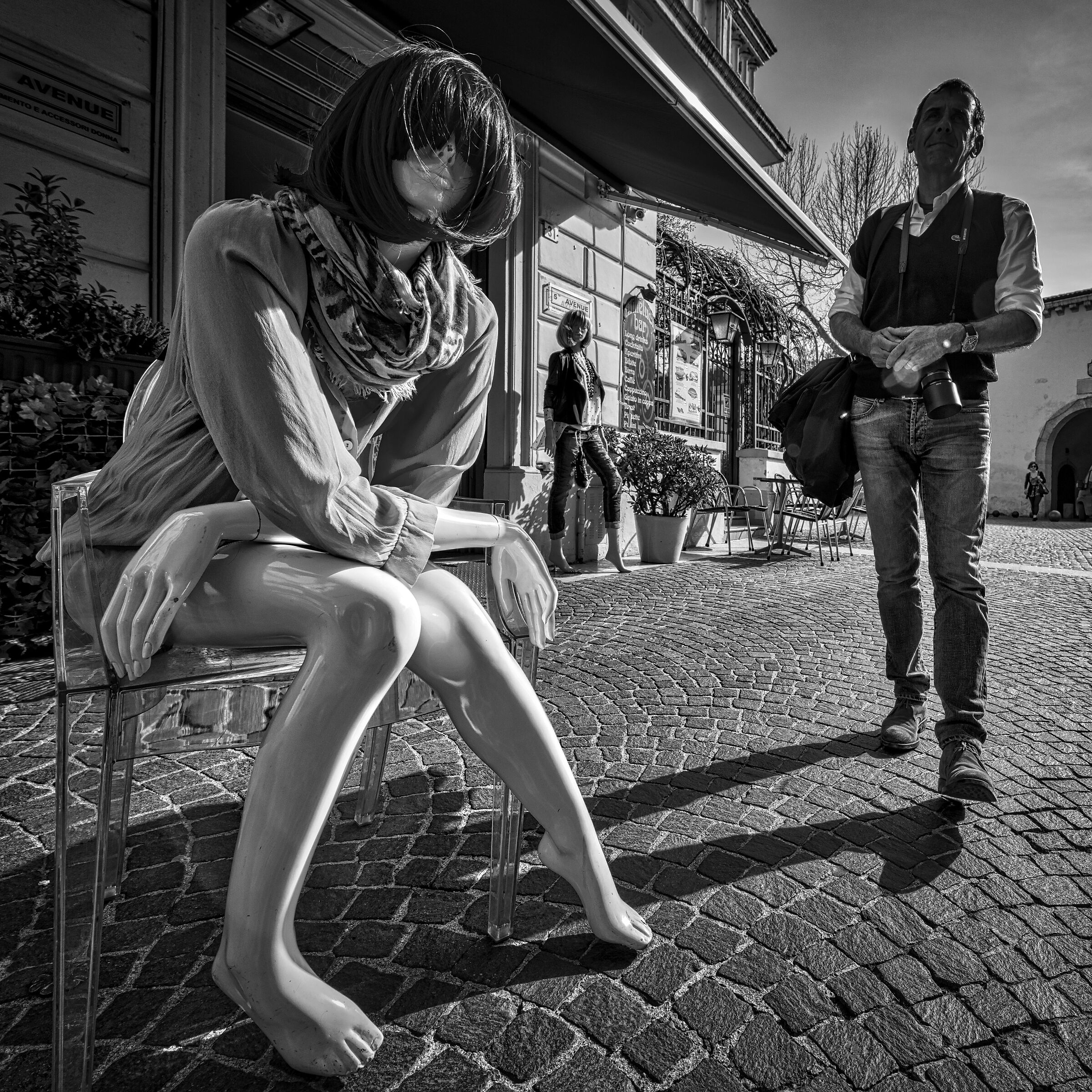 The man's too big The man's too strong