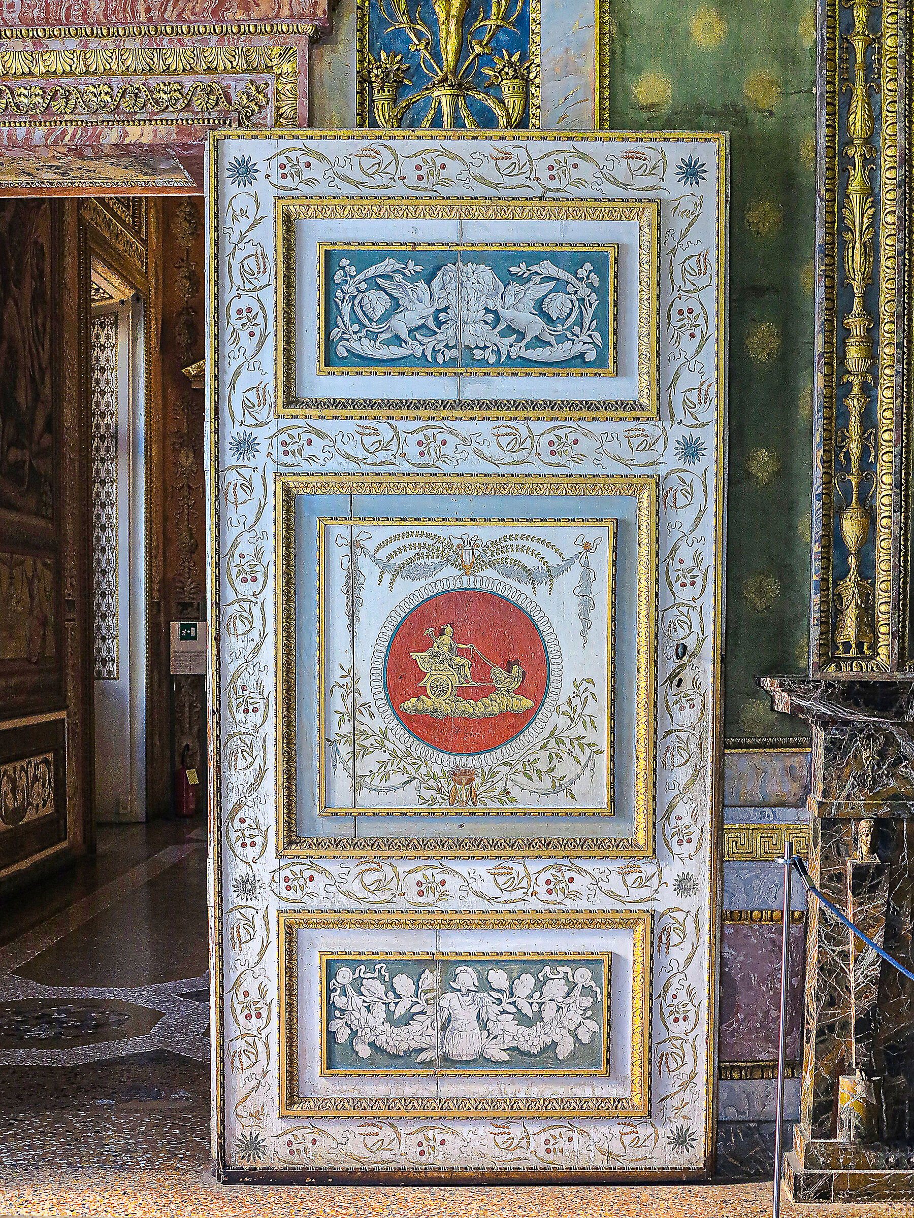 Non fanno più le porte di una volta......