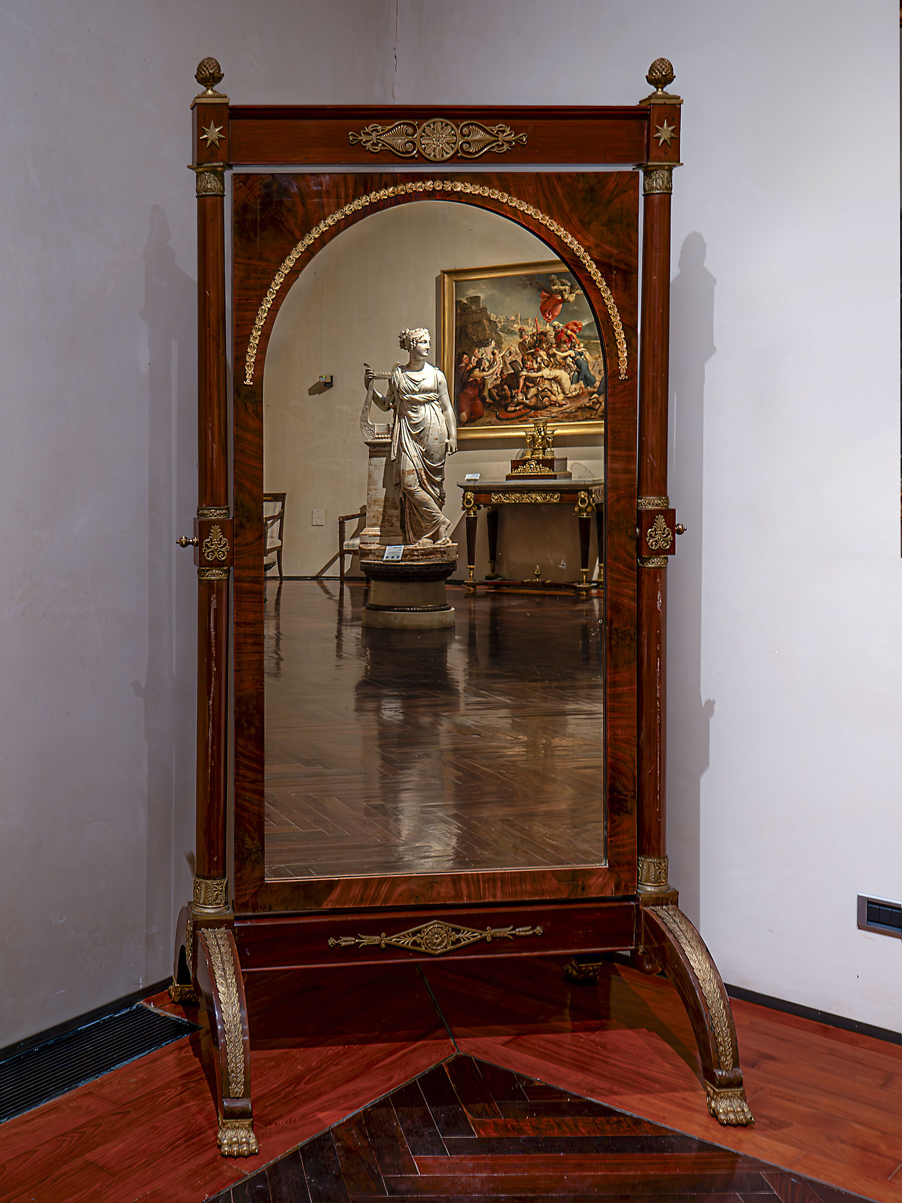 Specchiera dalla fondazione Magnani Rocca