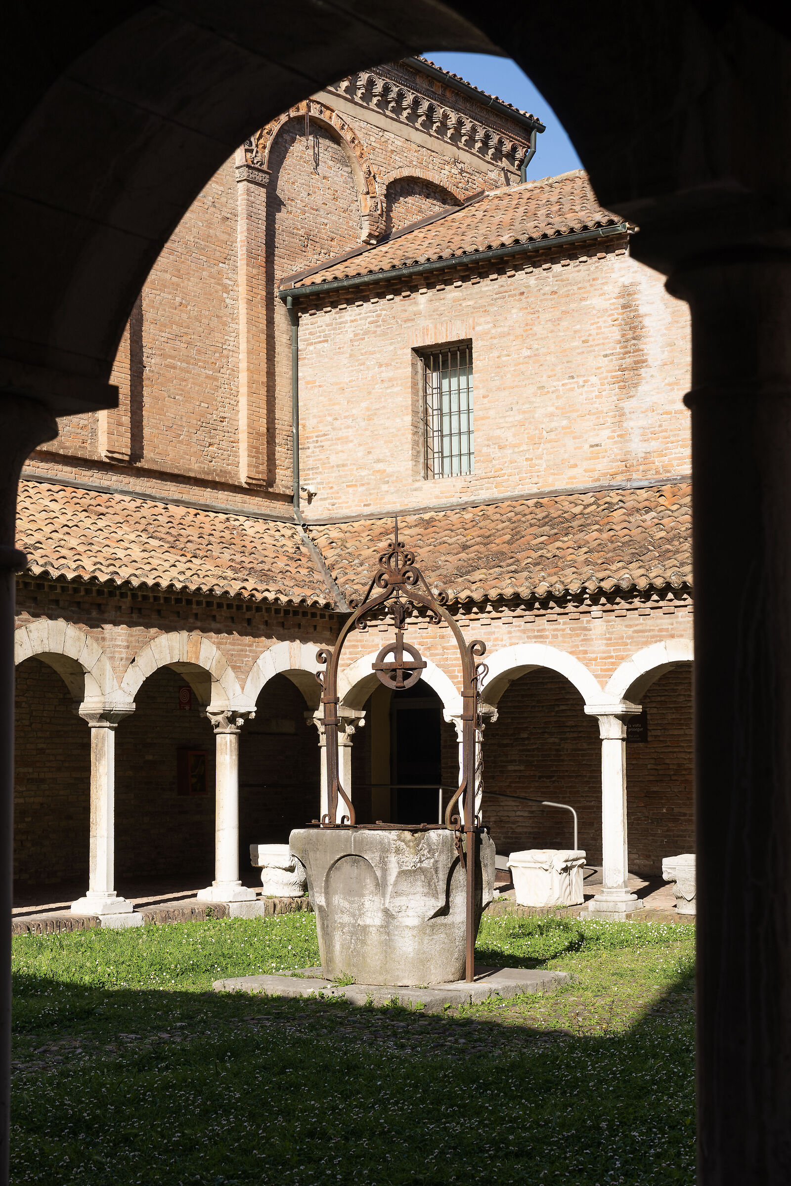 Chiostro estense