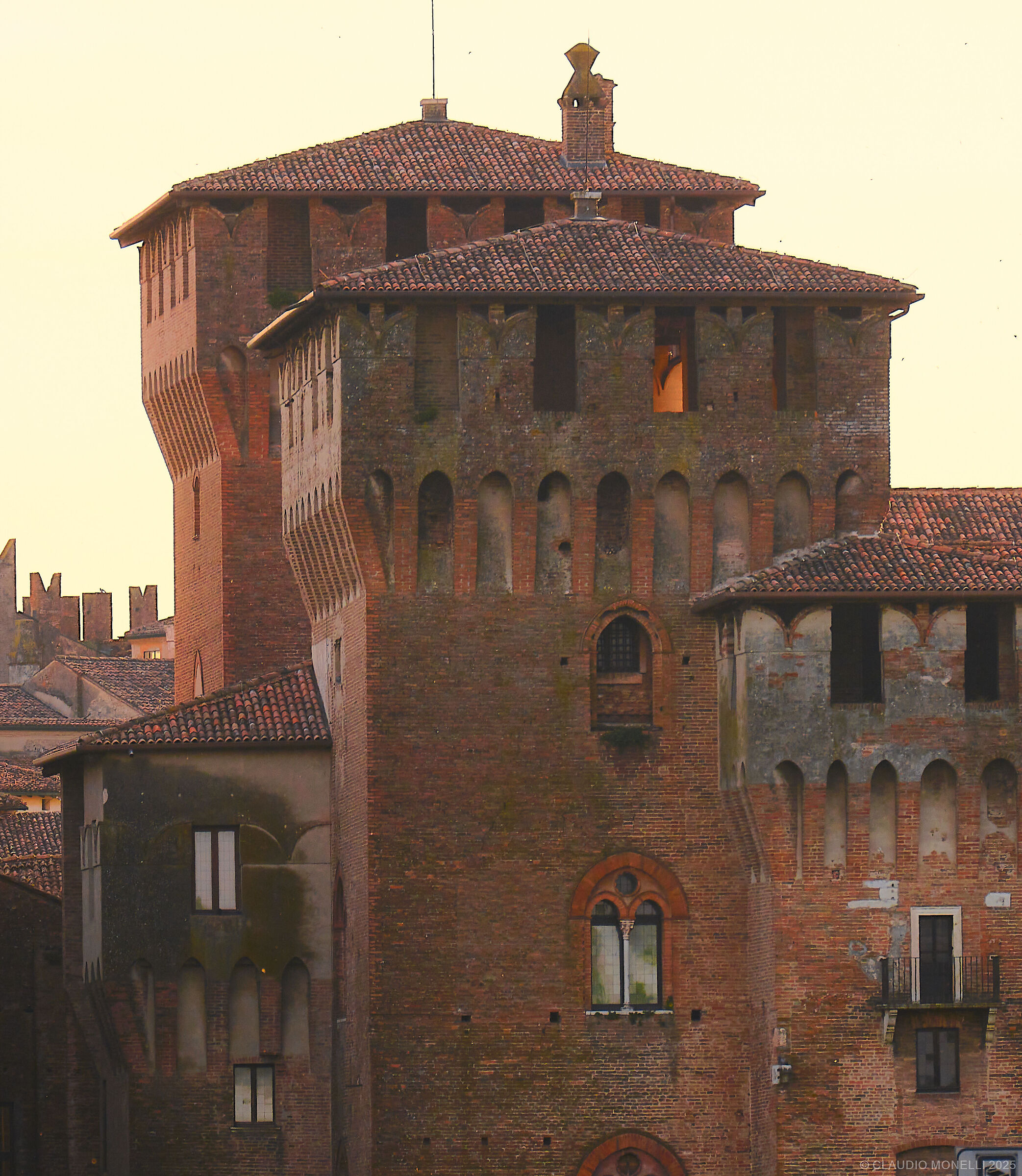 Castle of San Giorgio: detail of two towers