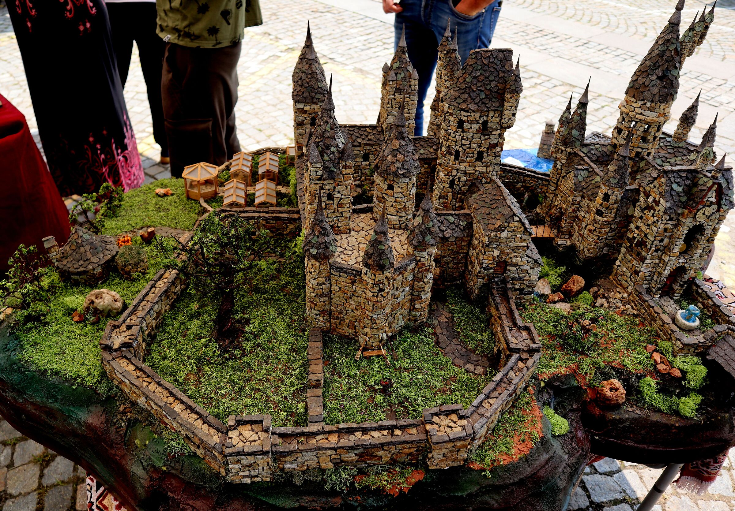 HOGWARTS in stone