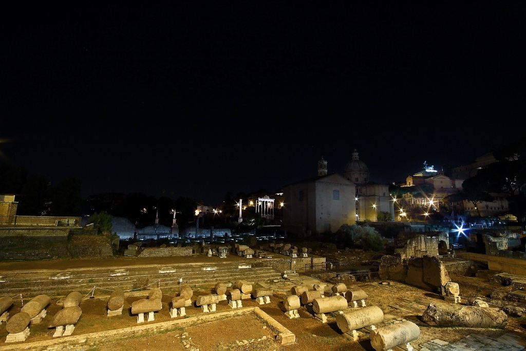 Roman Forum ...