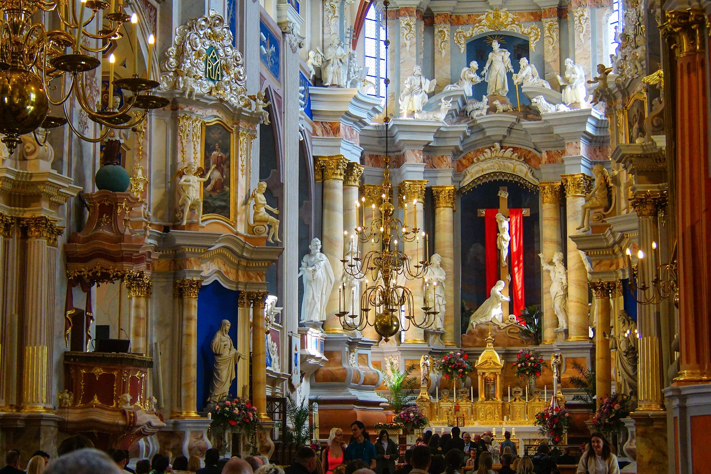 Kiron 28-105 f 3.2-4.5