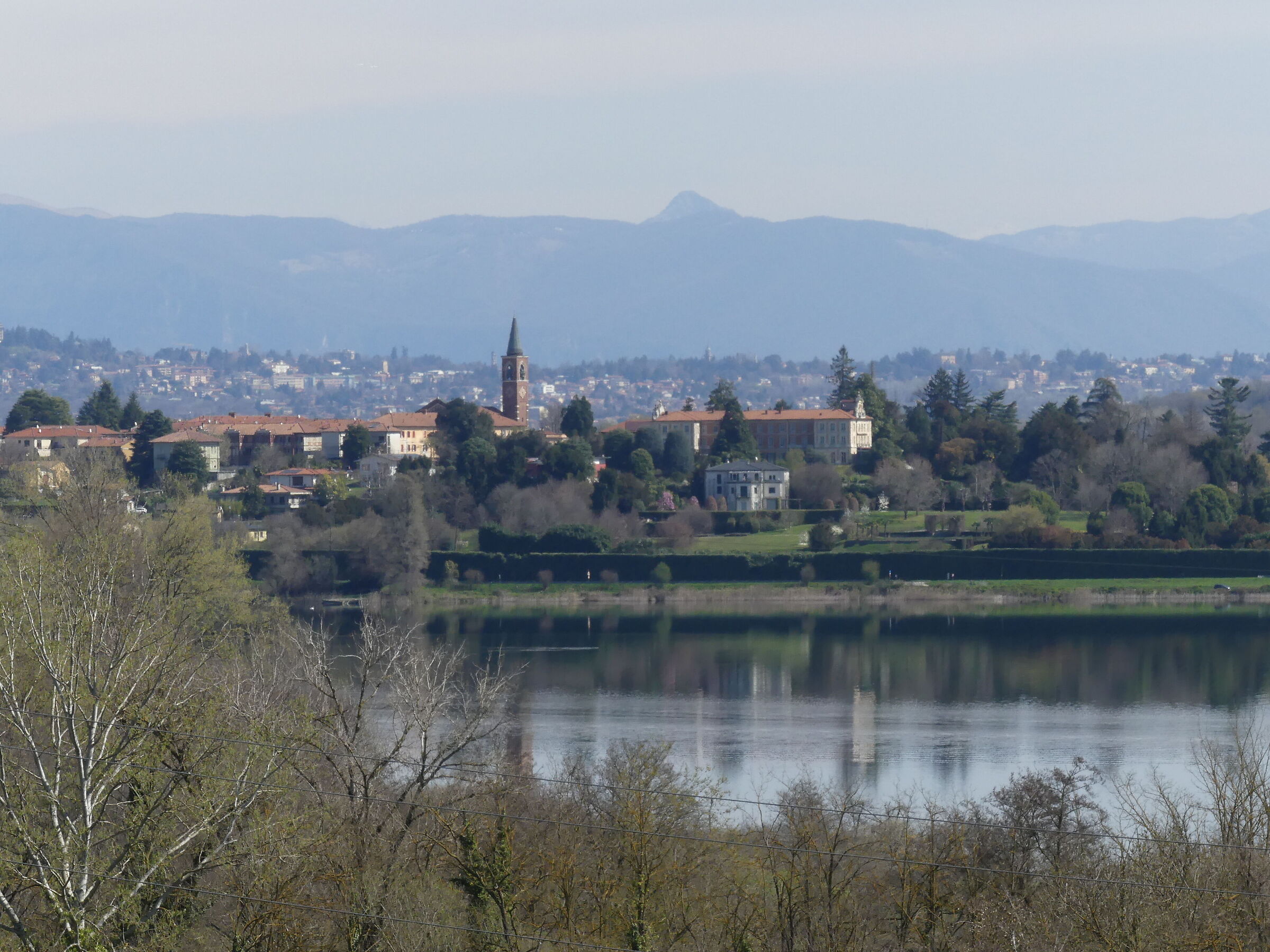 Varano Borghi ( provincia di Varese )