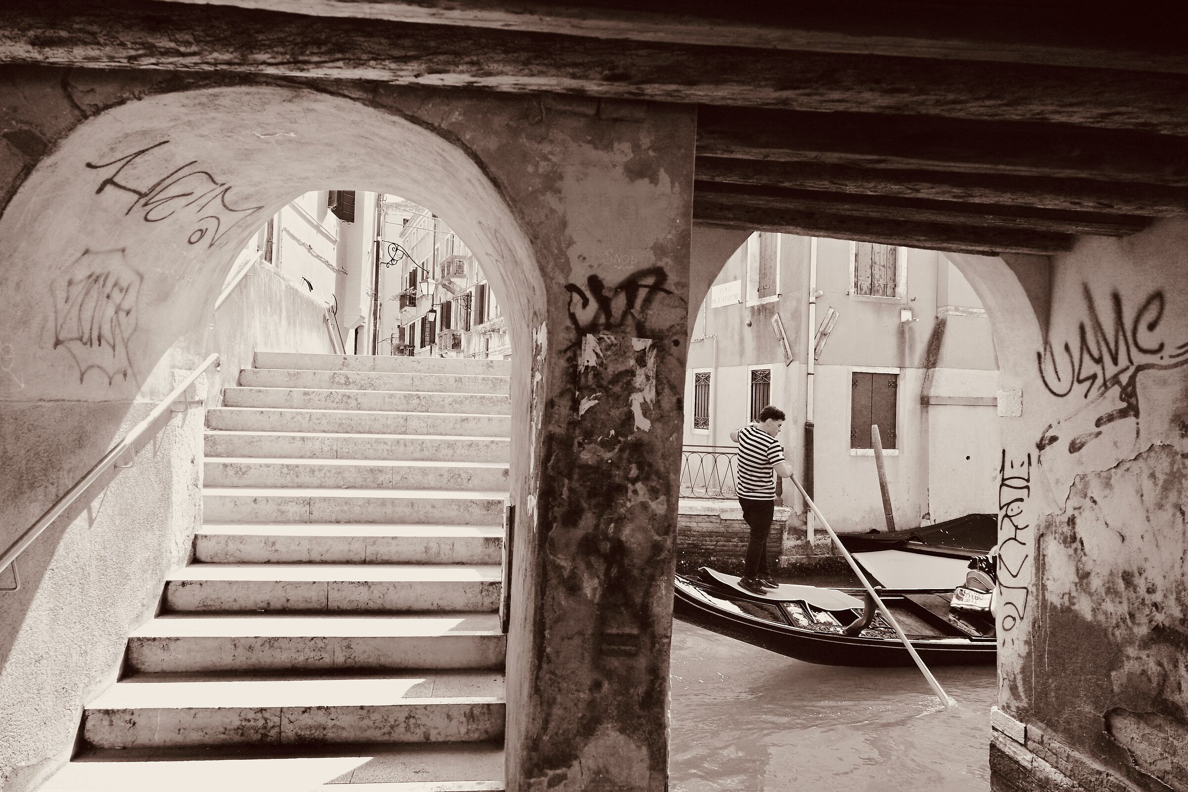 Passaggio ...inchinato