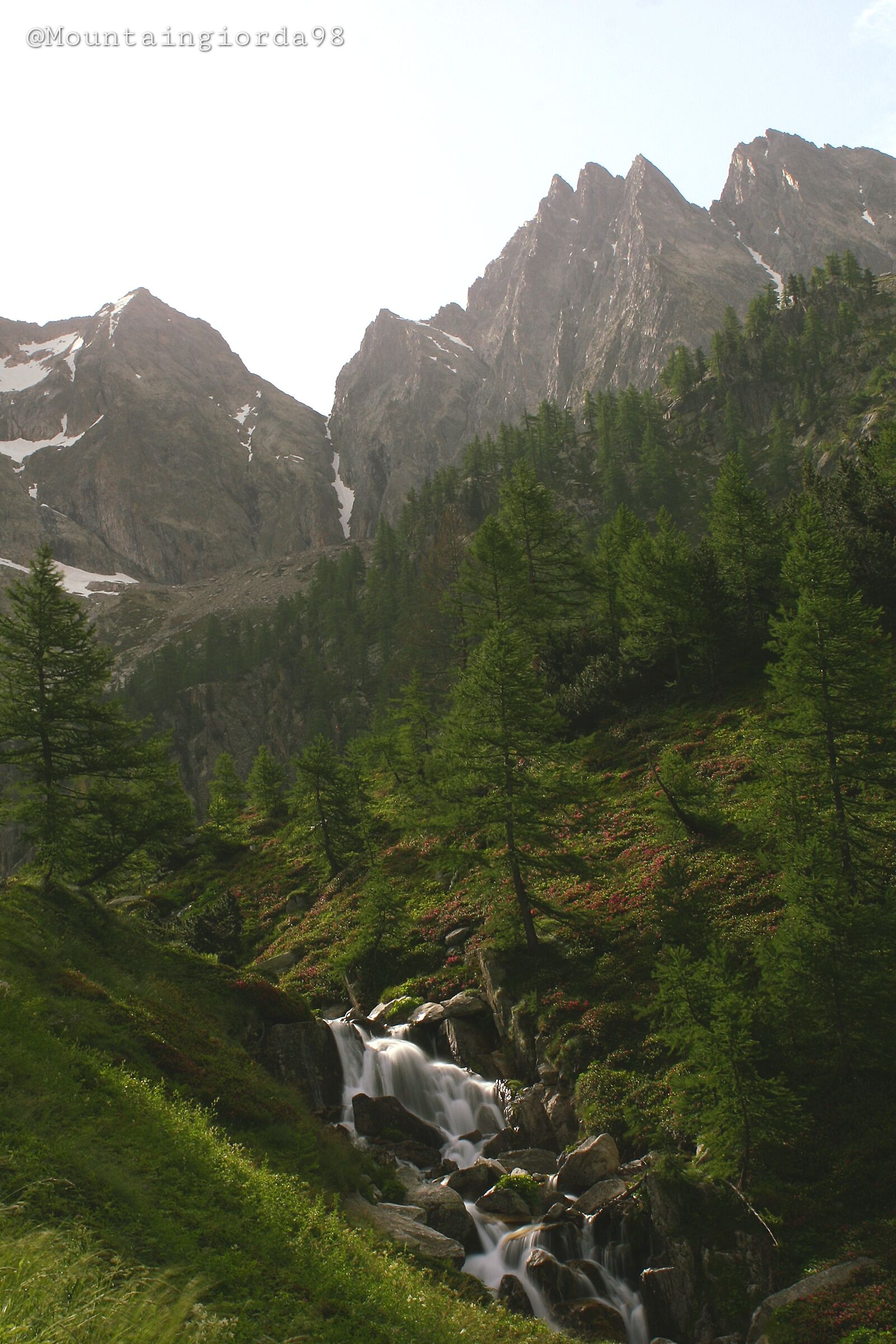 Cascata Con la Madre Di Dio 2800m