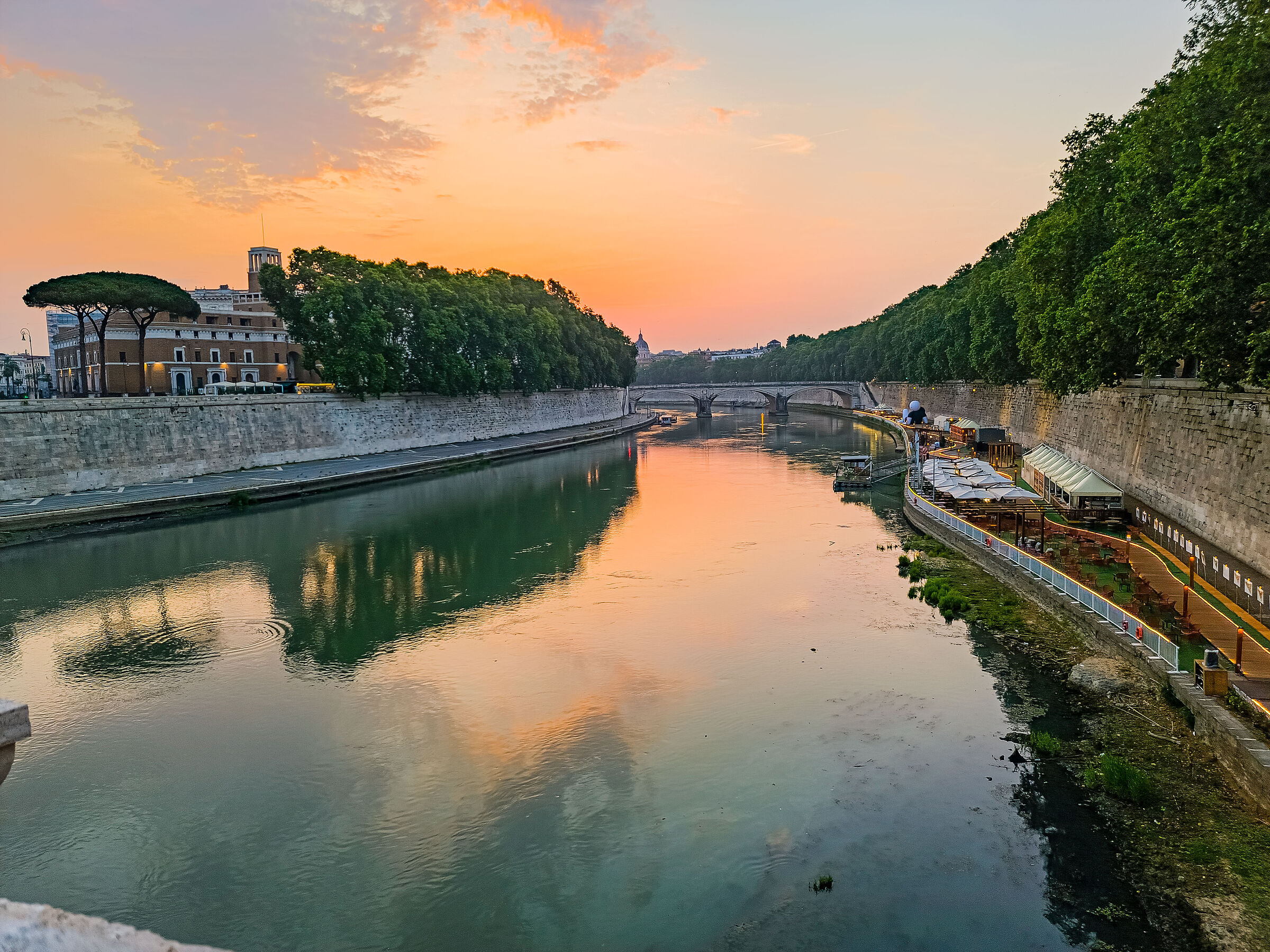 Ora d'oro sul Tevere