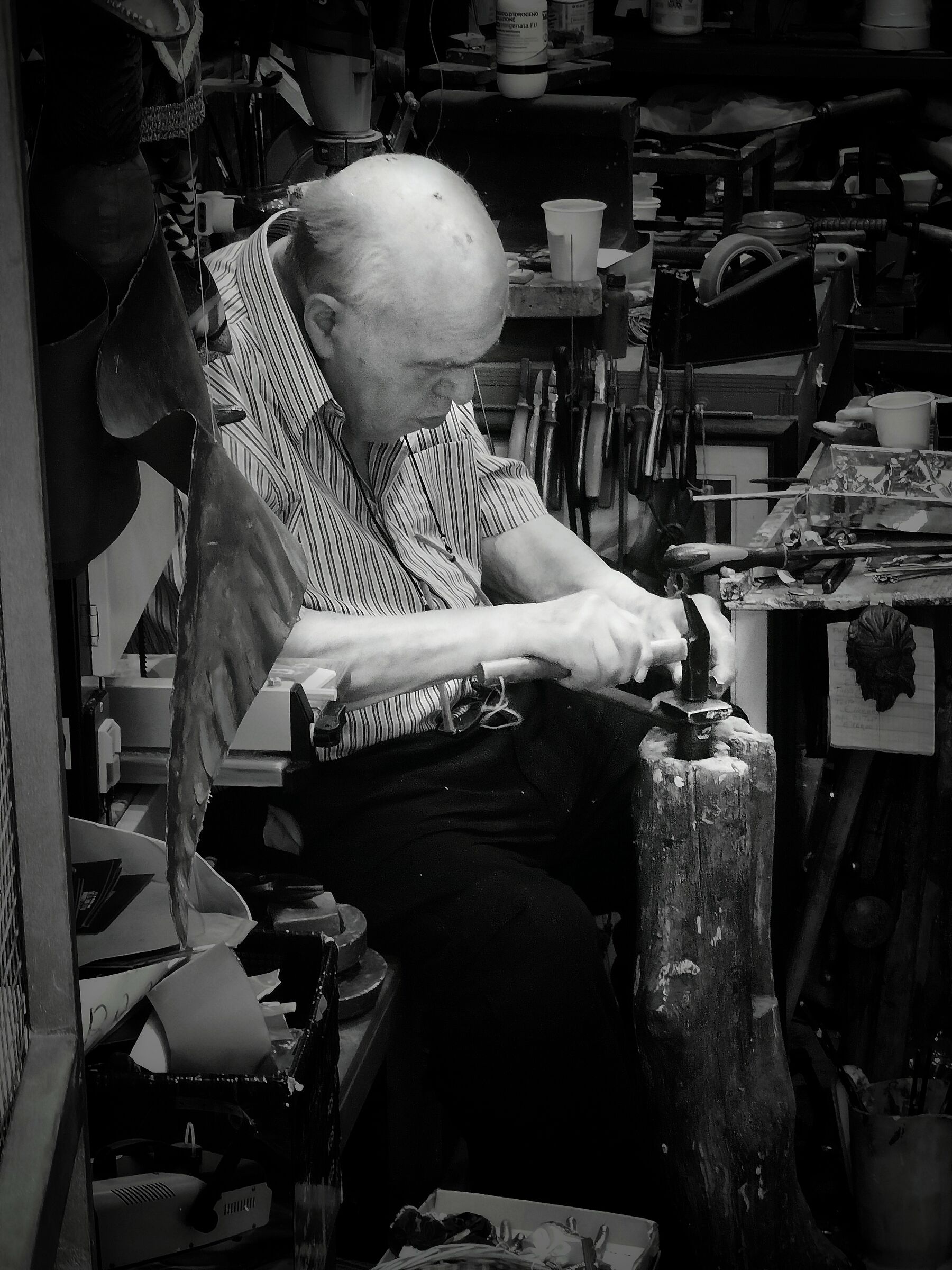 Bottega artigiana dei pupi (Palermo)