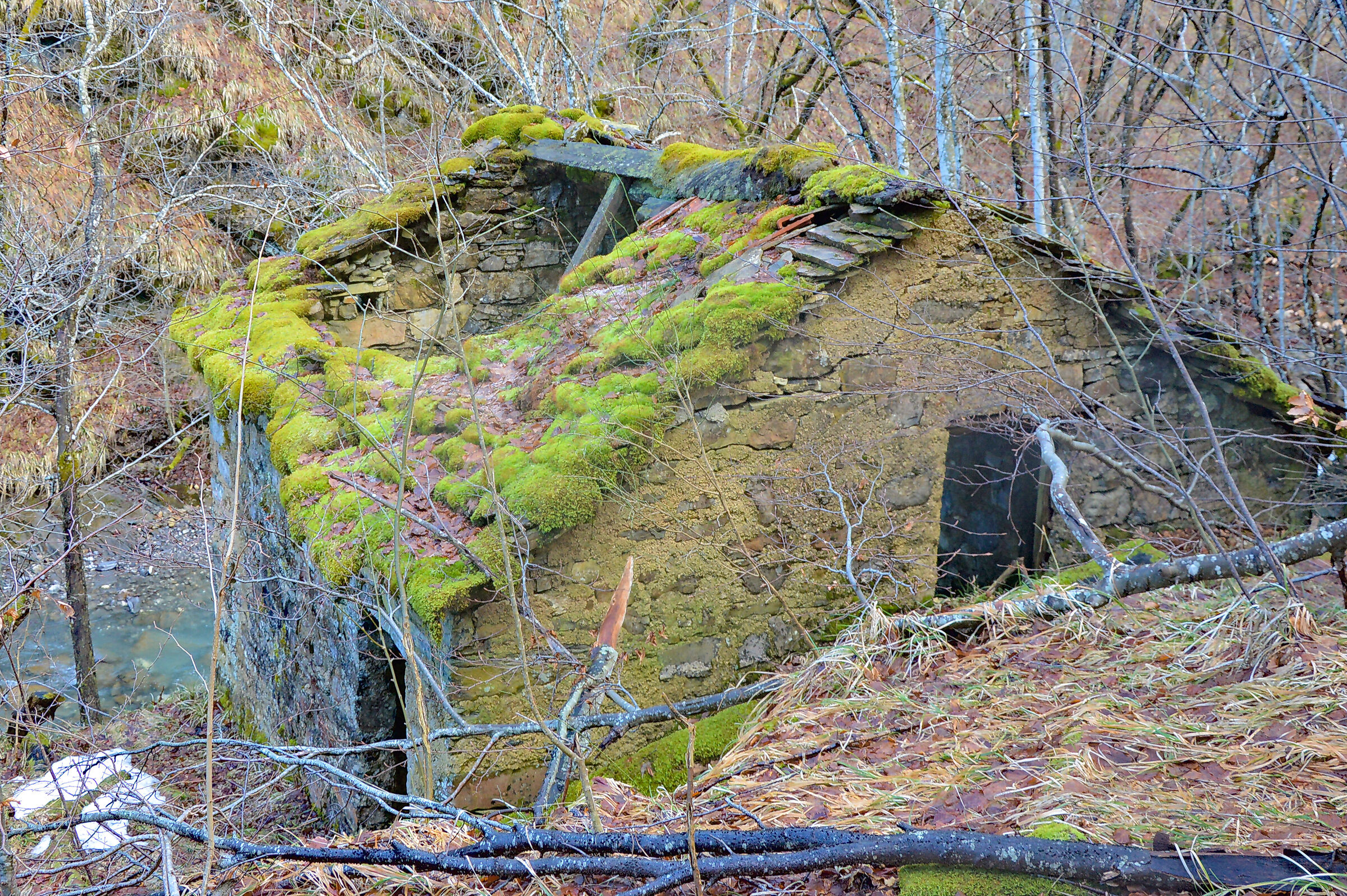 Mulino abbandonato nella valle dei Campassi