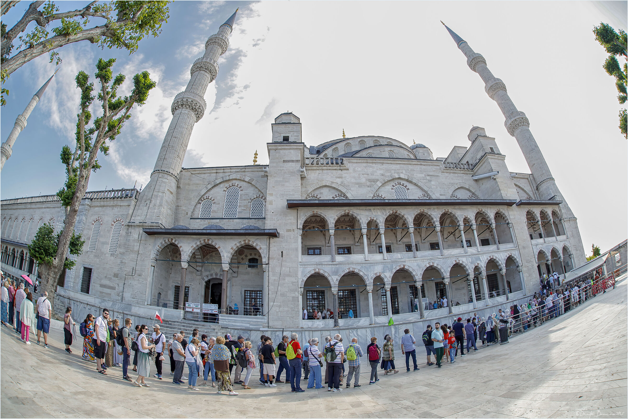 Queue at the Blue Mosque