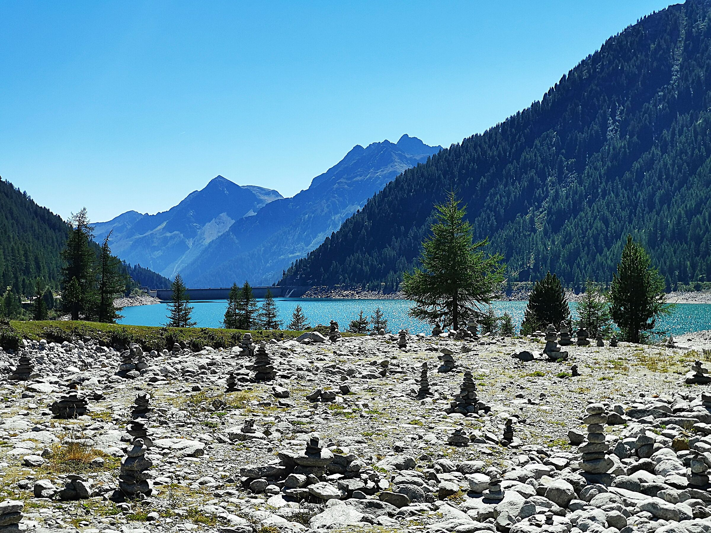 Meditation Lake Neves...