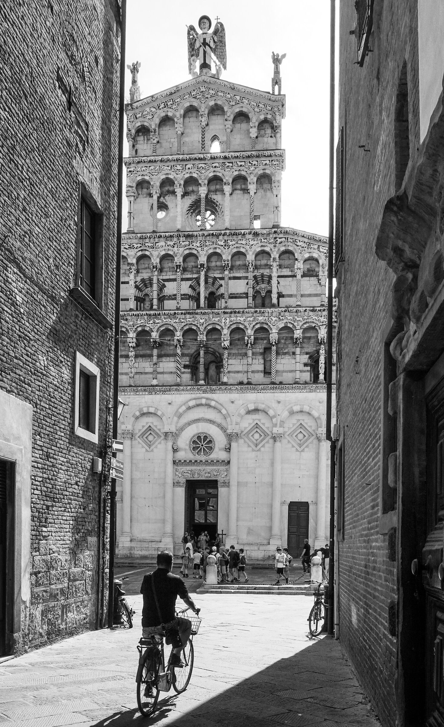Morning in Lucca