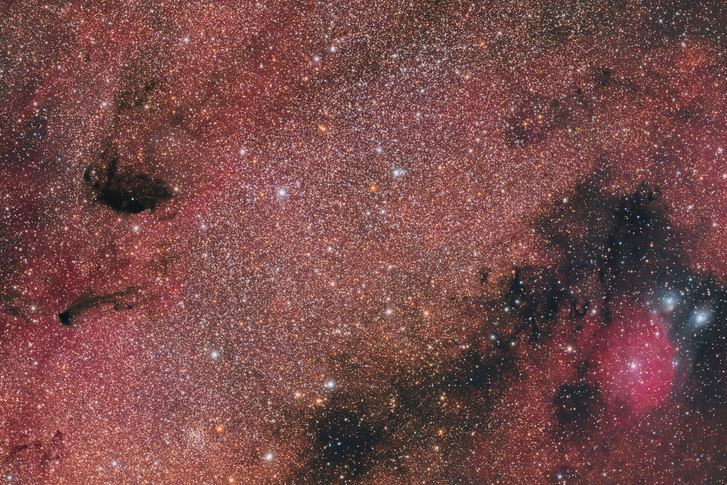 The small cloud of Sagittarius in the middle of the Milky Wa...